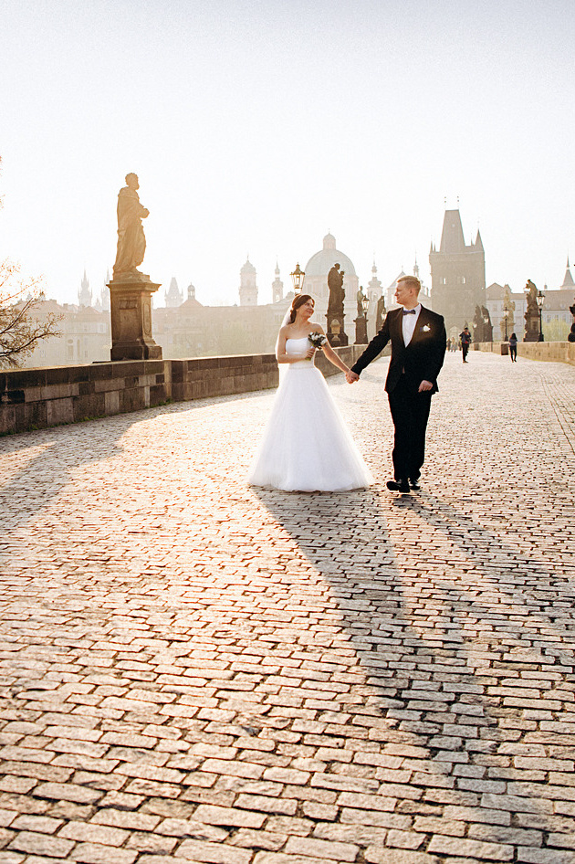 свадебная фотосъёмка в Праге. Карлов мост. Фотограф в Праге