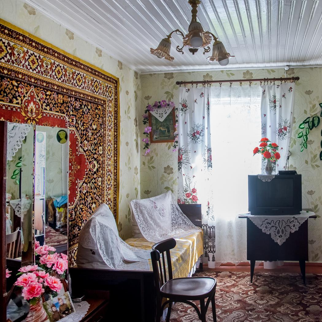 «ОСТАВЛЕННЫЙ» — город Припять после аварии на Чернобыле. Фотограф, коллекционер винтажных открыток и создатель историй на пересечении прошлого и личного. Ирина Дайнакова