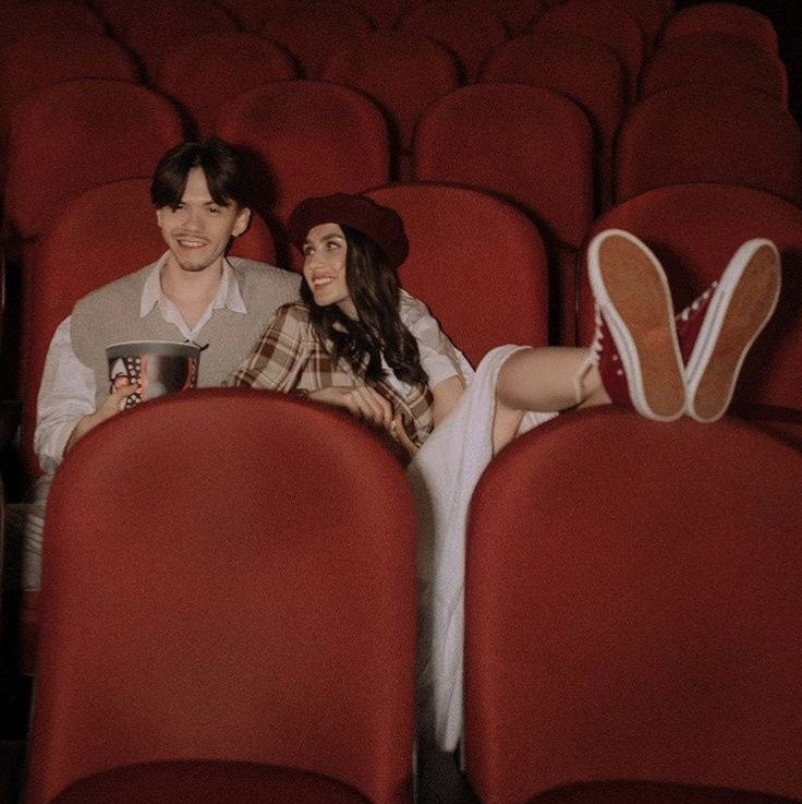 10 ideas for date photoshoots. Wedding and portrait photographer in Beograd Ekaterina Makedonskaya