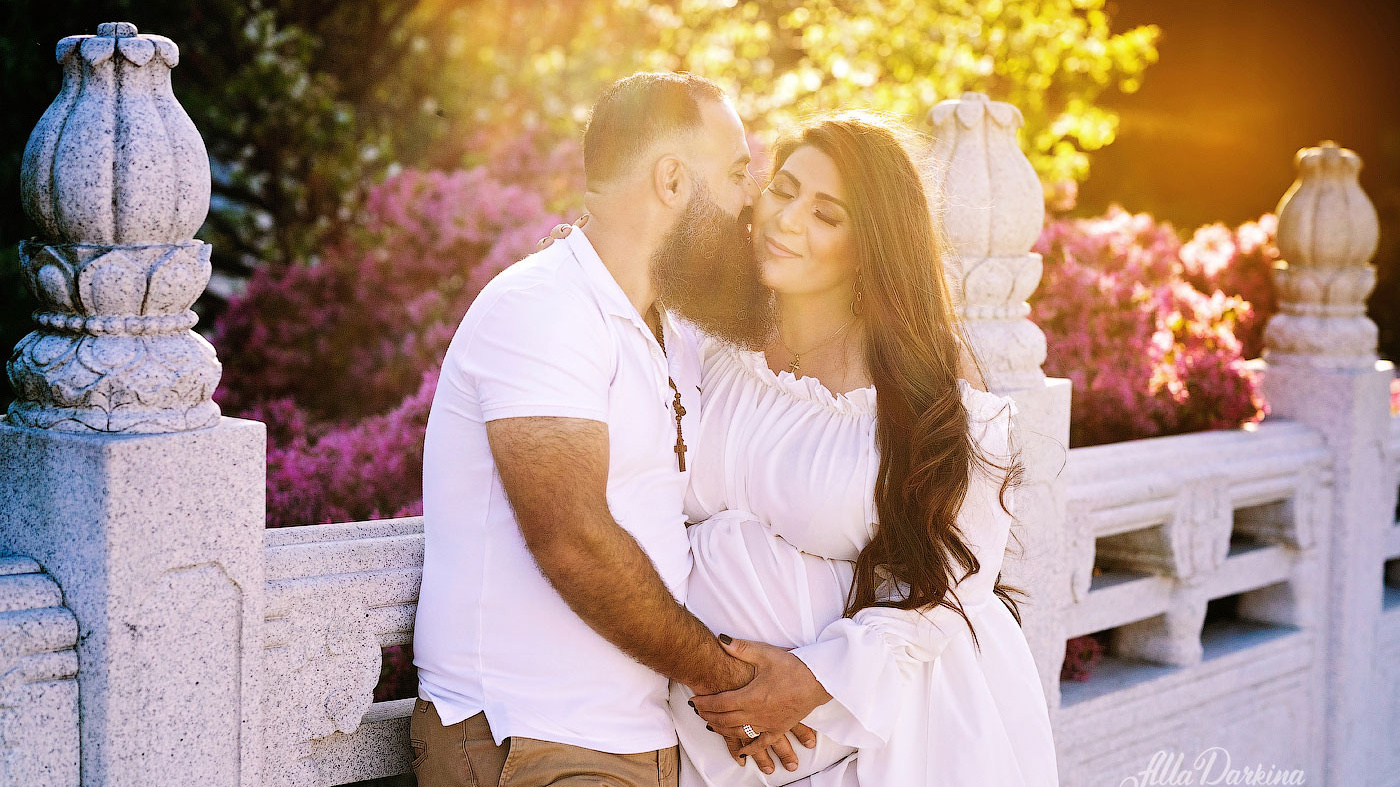 Maternity session session price guide. Newborn and family photographer. Hills District. Sydney