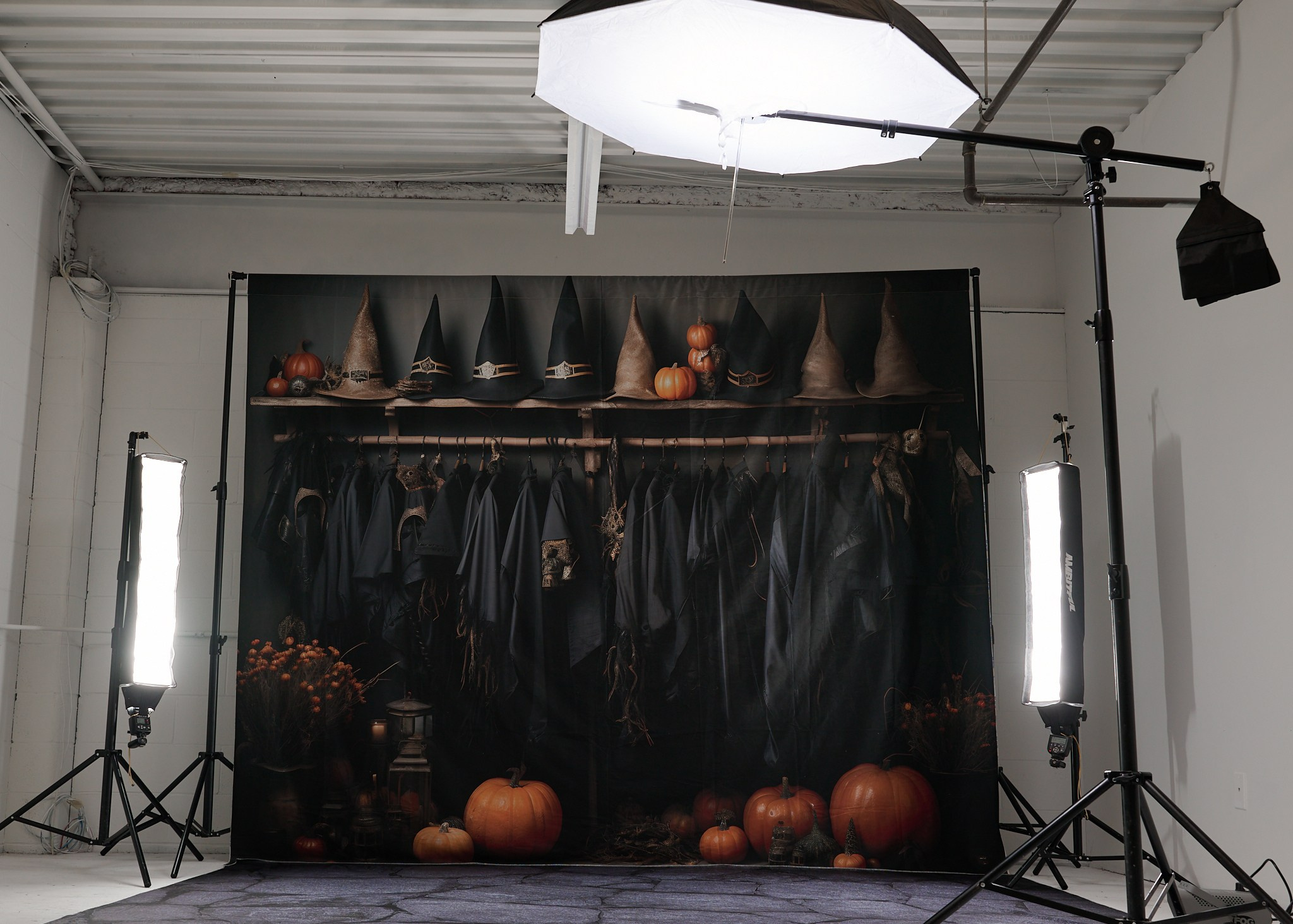 Contact. Triple-A photo studio