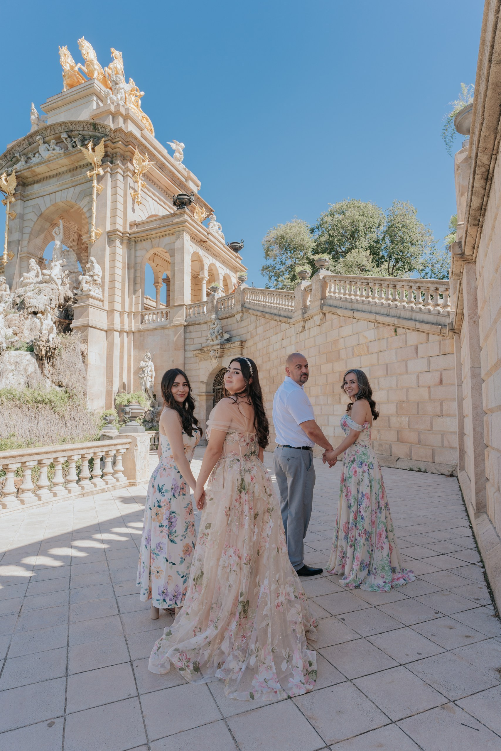 My Ideal Day in Barcelona (Slow Travel Route). DiaFoto — Wow Photographer in Barcelona | Premium Barcelona Photoshoot Experience