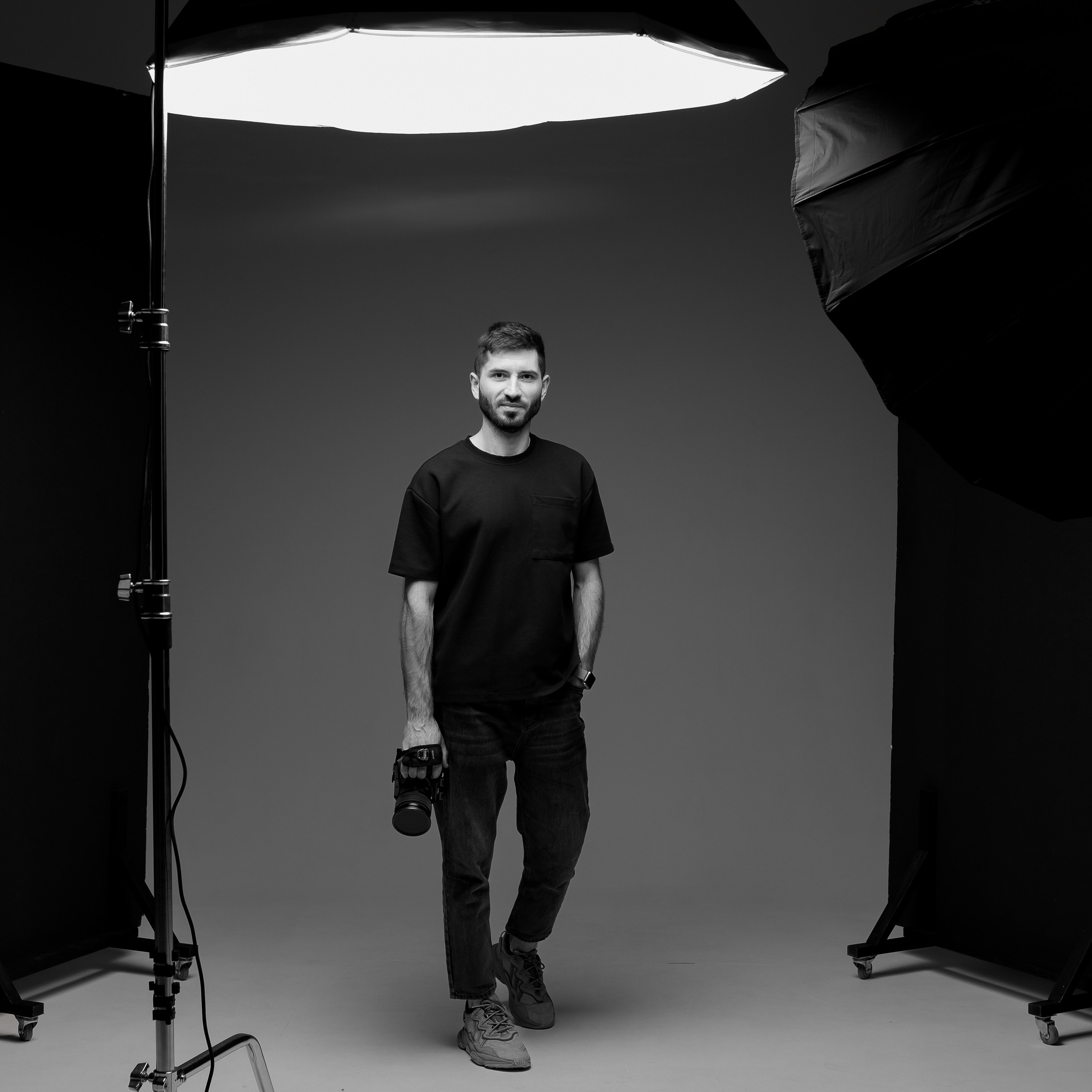 Contacts. Andronic Films