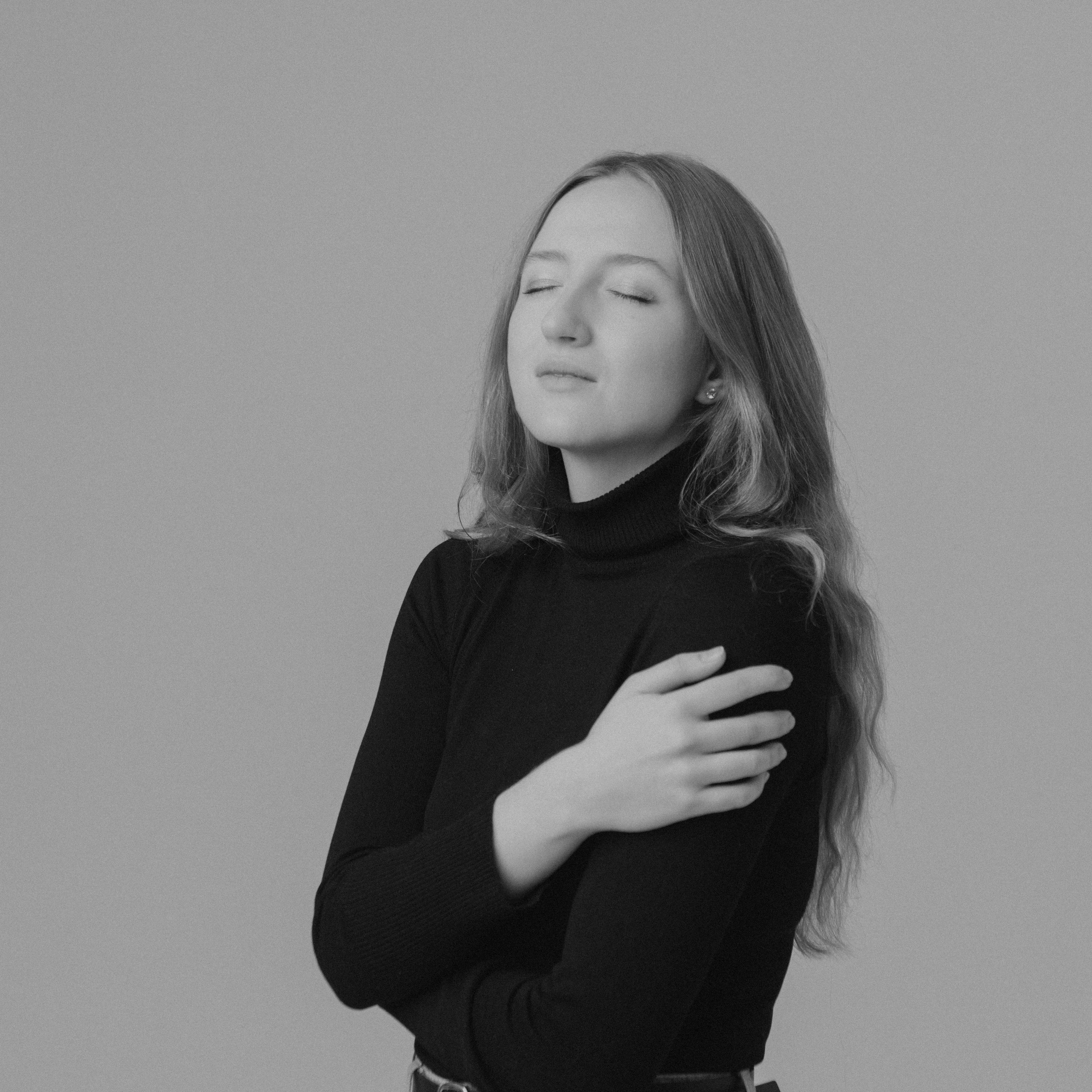 Contact. Alexandra Uzianova — photo and video content in Barcelona