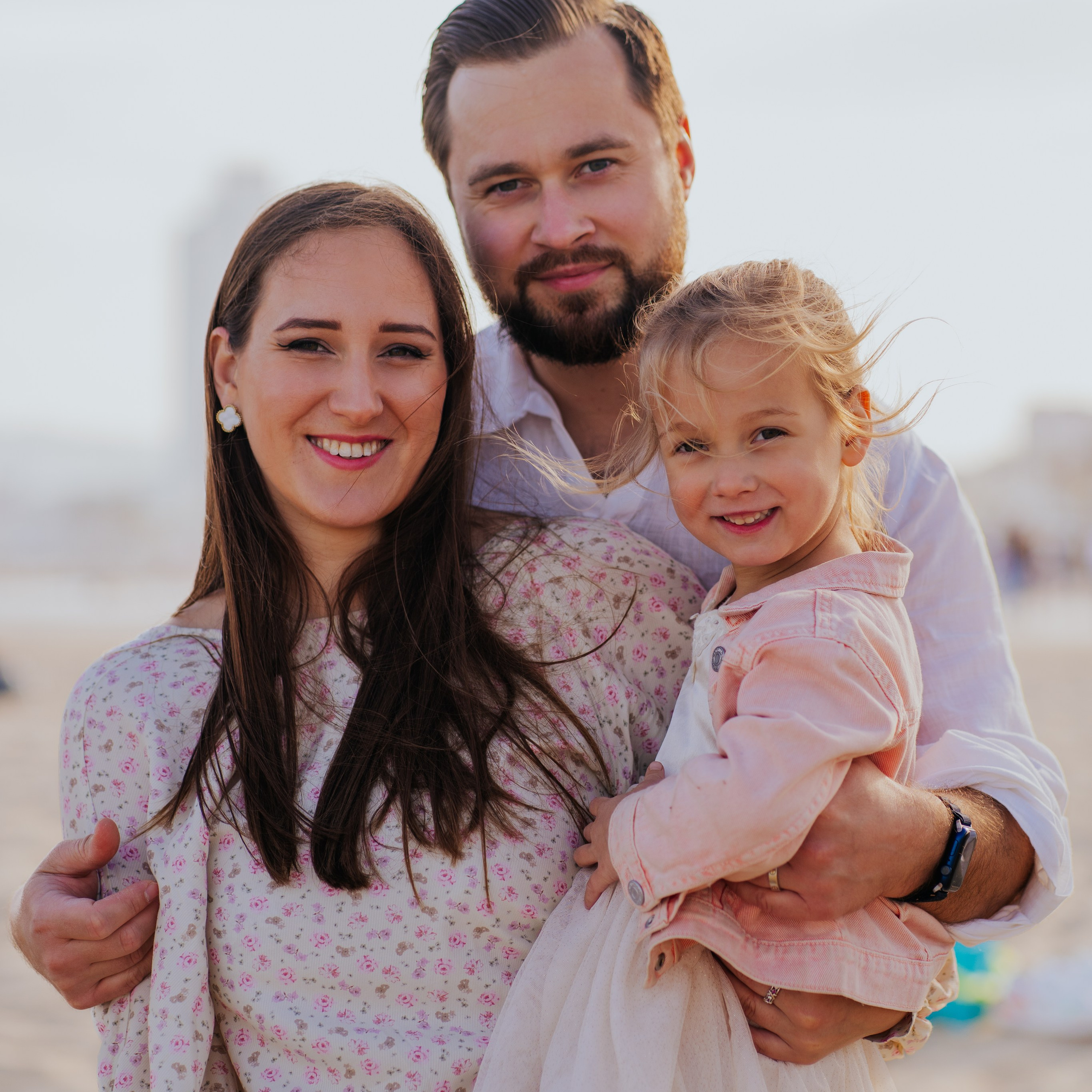 How To Prepare Family for a Photoshoot in Barcelona. DiaFoto — Wow Photographer in Barcelona | Premium Barcelona Photoshoot Experience