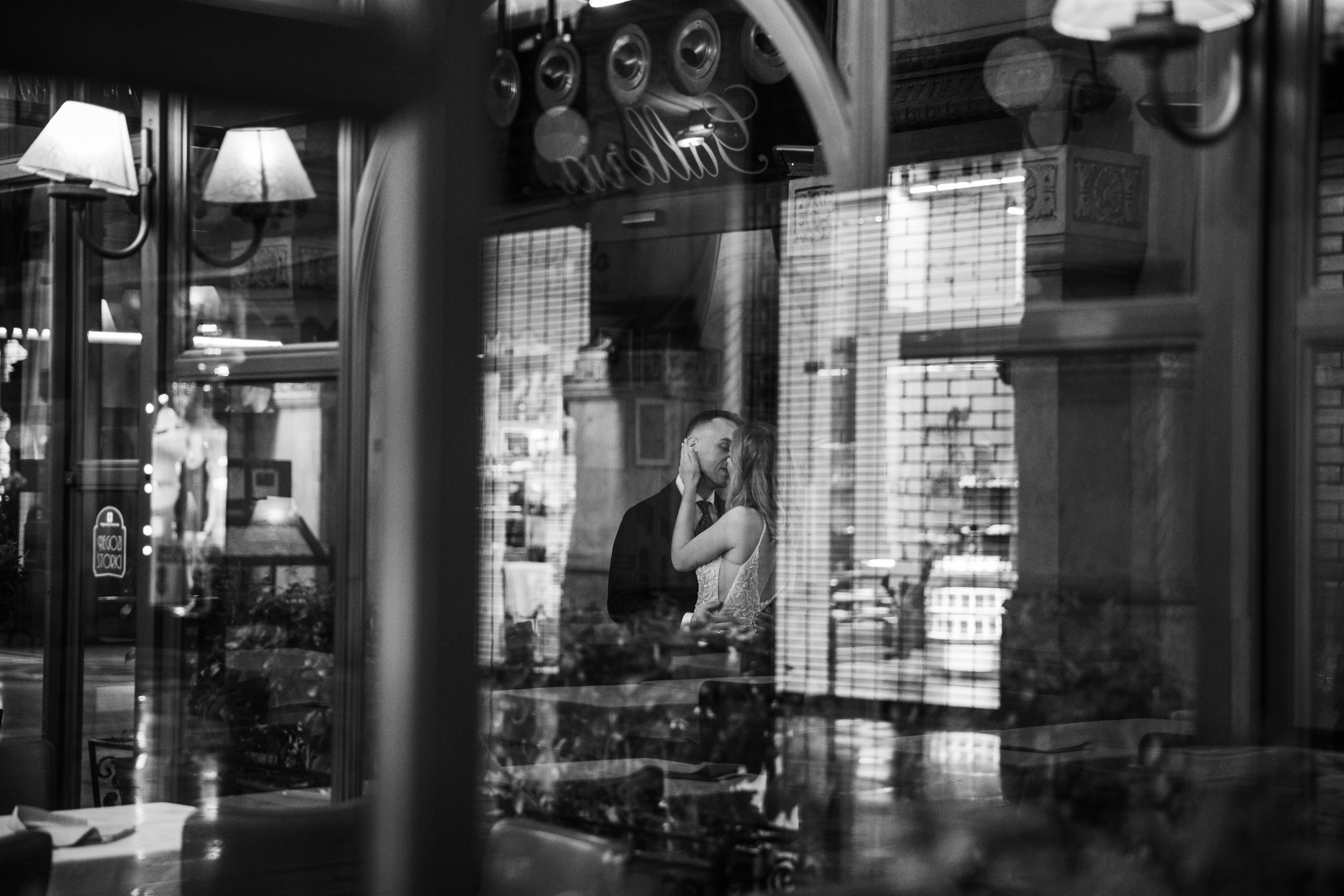 Od stylowych ulic Mediolanu po spokojne brzegi Jeziora Como 🩵. Fotograf Siedlce