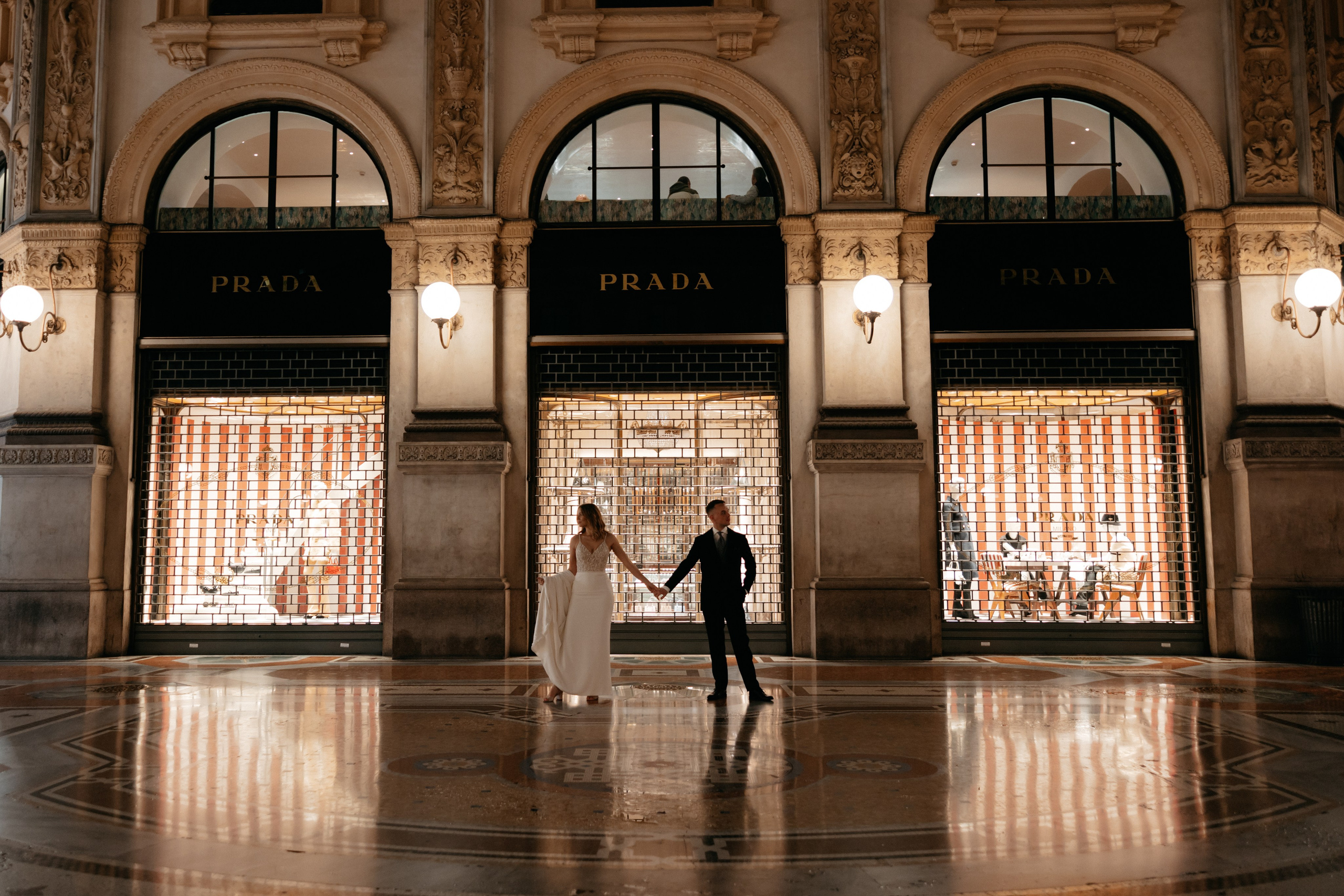 Od stylowych ulic Mediolanu po spokojne brzegi Jeziora Como 🩵. Fotograf Siedlce
