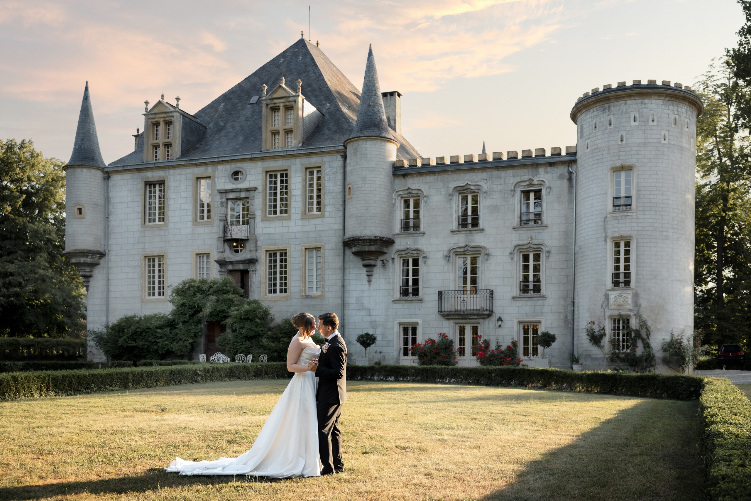 Katie & William. Wedding at Chateau Bagen. Eugénie Smirnova — photographe à Toulouse et dans le sud-ouest de la France
