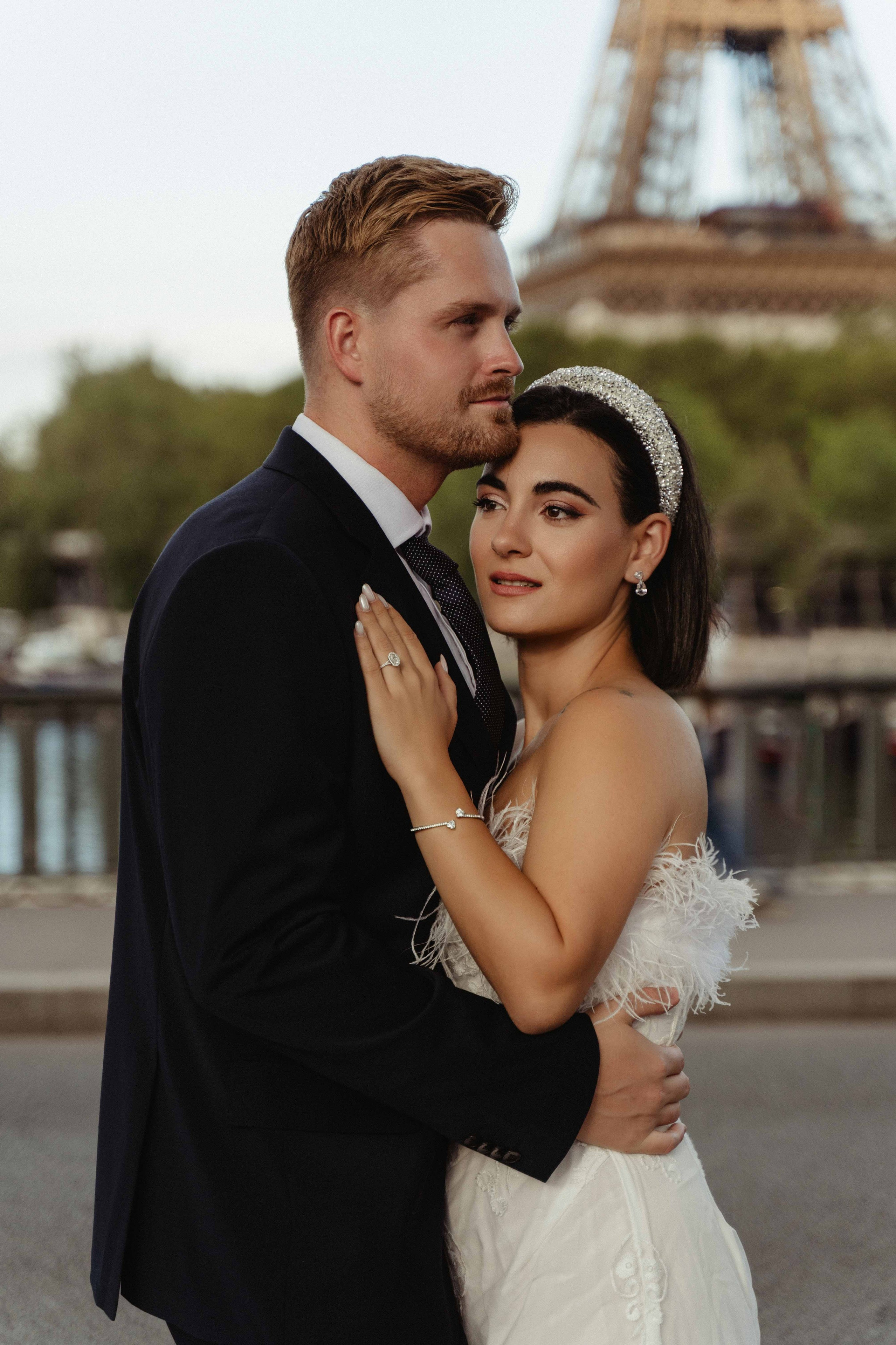 Couple shooting. Photographer in Paris Yulia Shkadina | Couples, engagement, pre-wedding, individual photo-shoots in Paris at the best locations