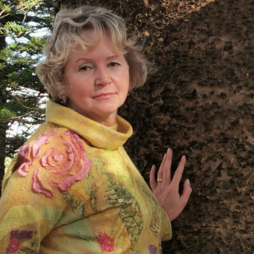 Contact. Online/offline mobile photographer from Australia Olga Conacher