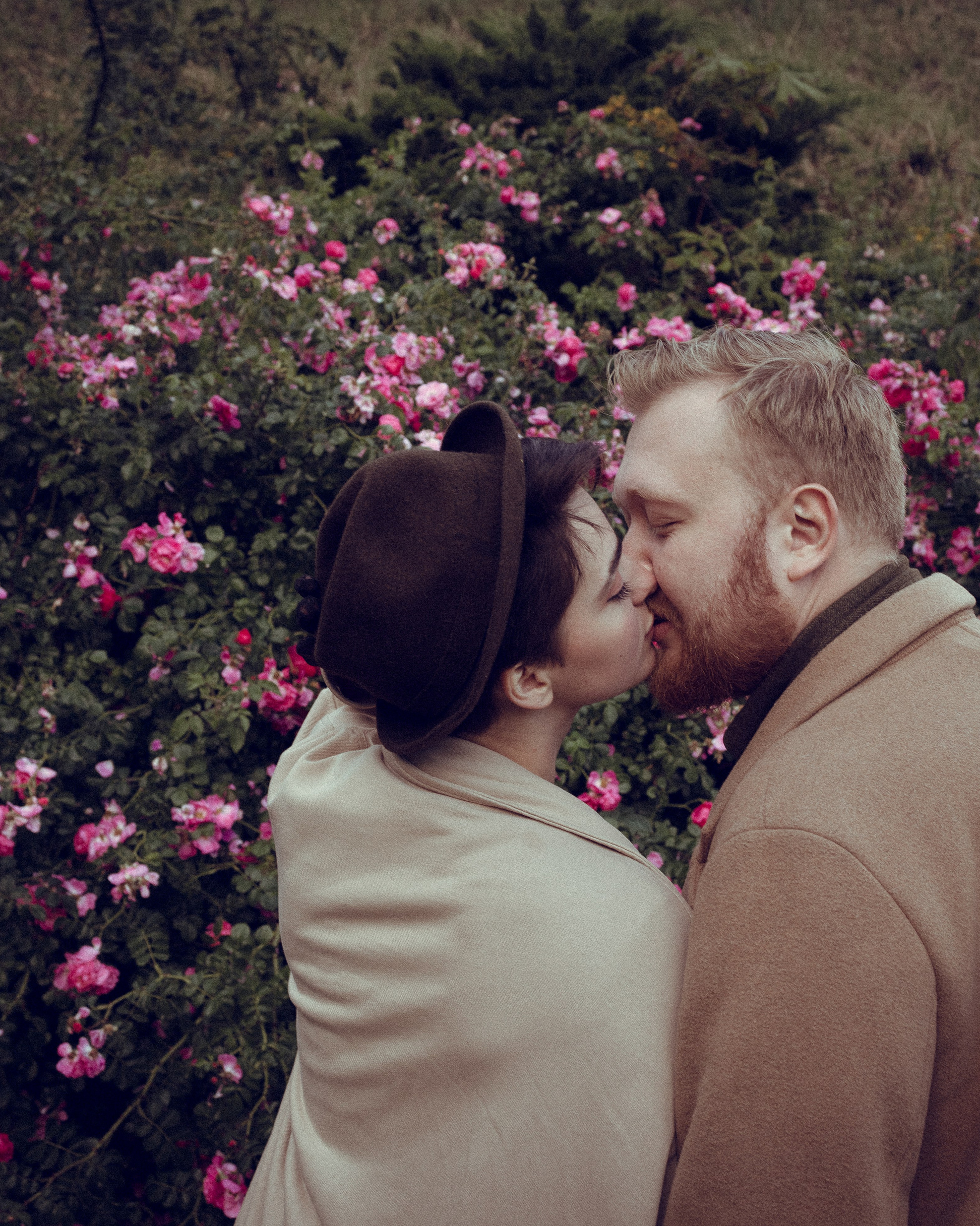 Histoires d’amour, séances photos de famille et de mariage en France