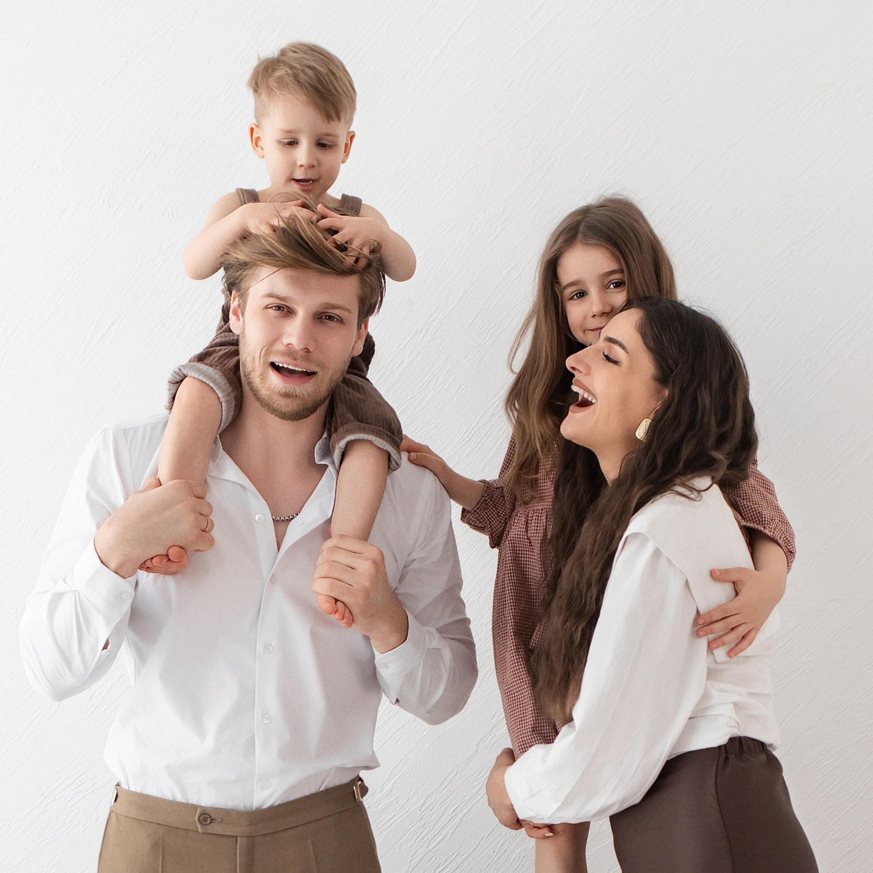 Servicii. N.D.photograph - fotograf de familie și portrete în Republica Moldova