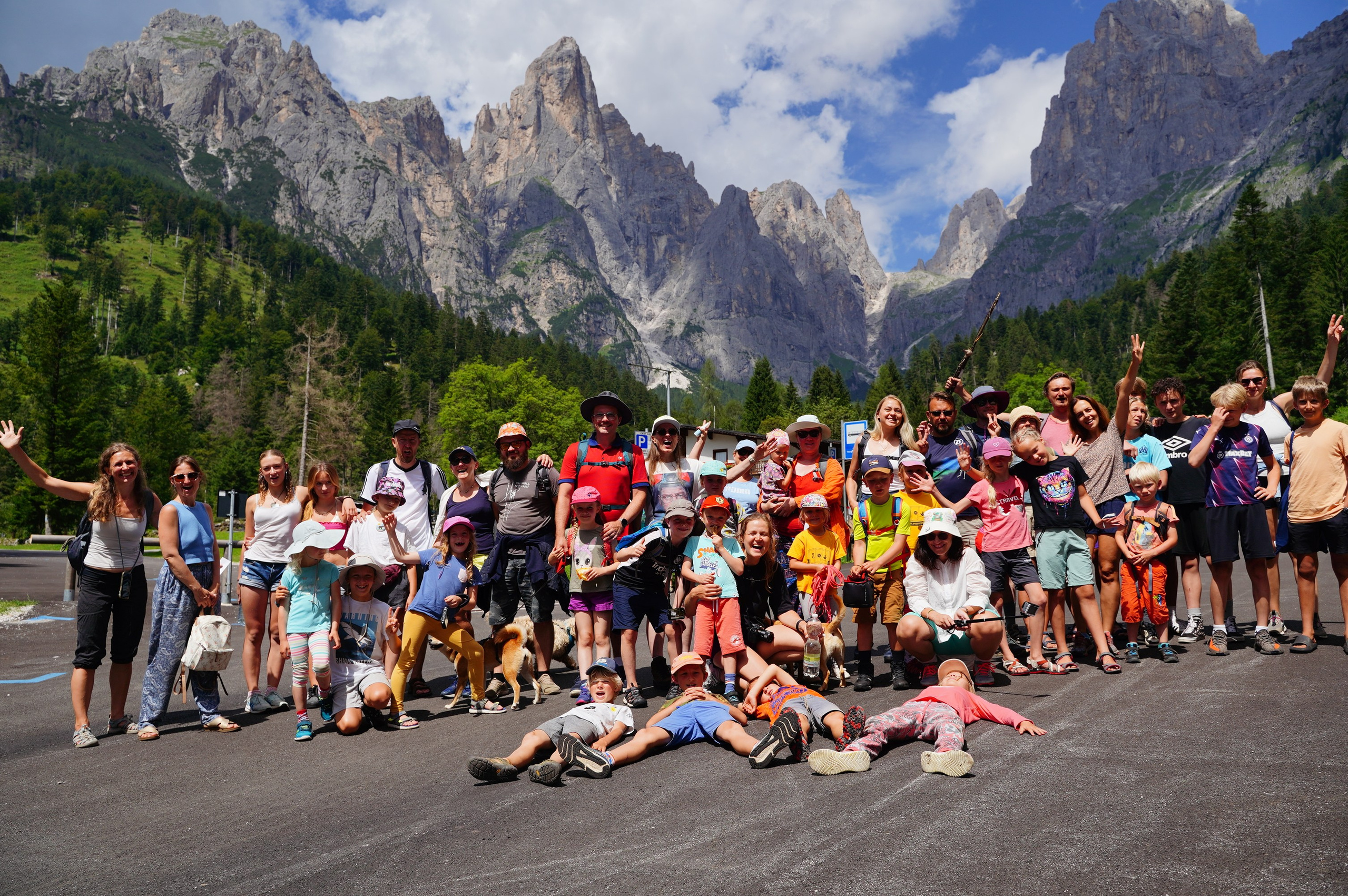 Первобытные люди в Доломитах. Семейные лагеря в Европе с Ниной Янечковой и Ириной Зиновьевой