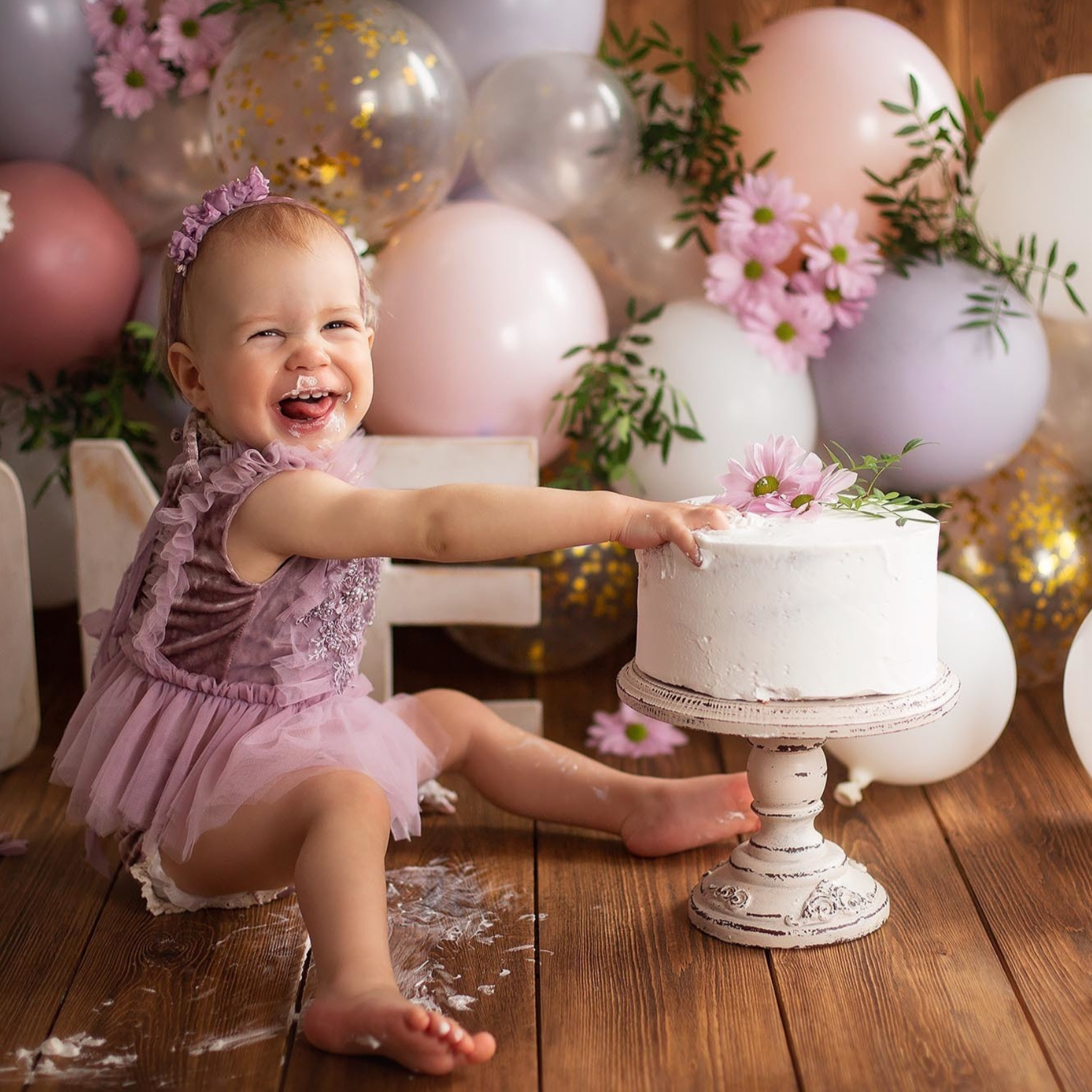 Baby Photographer in Essex | First Year Milestone Portraits by Irene Chaikeen. Irene Chaikeen | Maternity and newborn photoshoot in Essex/London