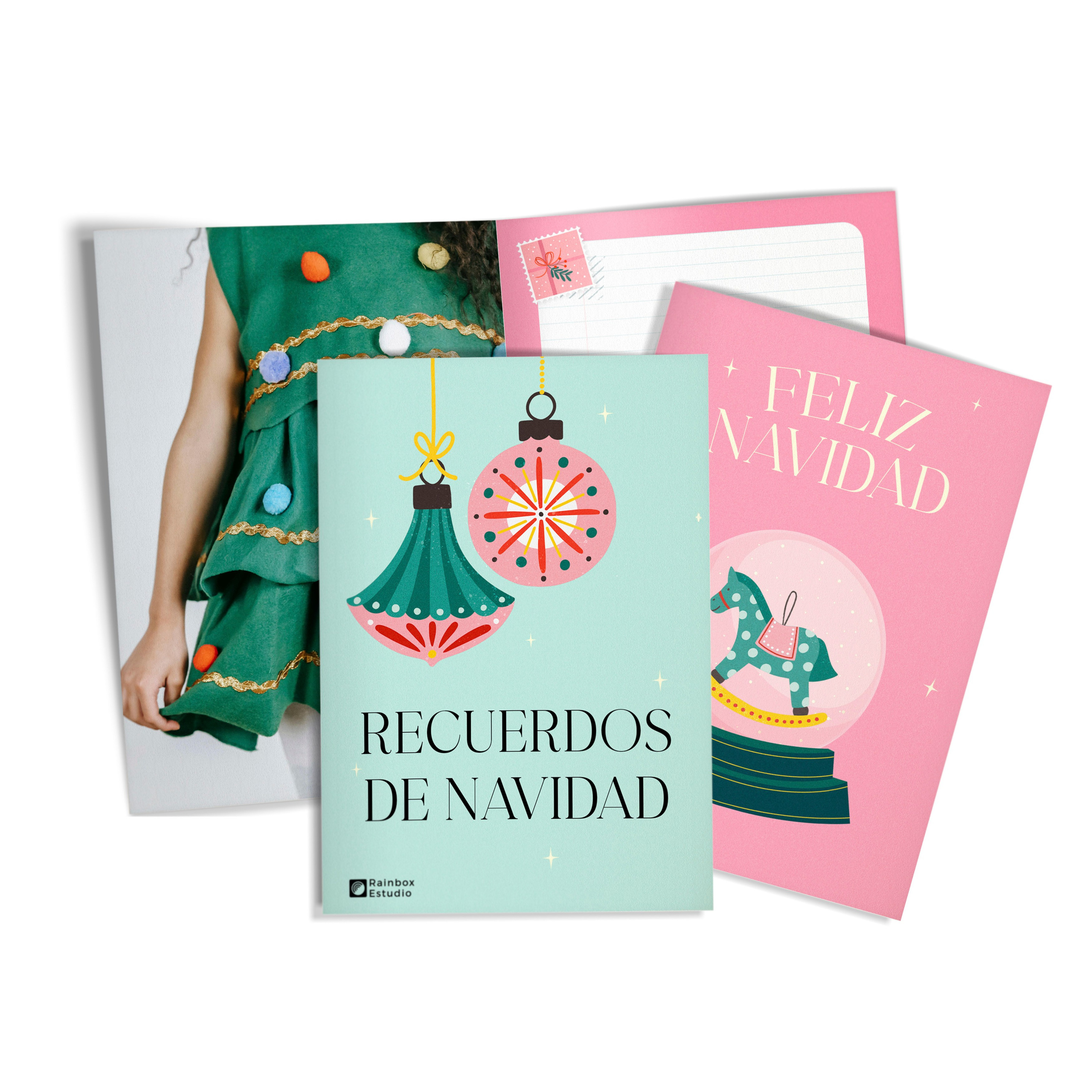 Tarjetas navideñas personalizadas con fotos de las sesiones de Navidad de Rainbox, combinando un diseño festivo con imágenes únicas que capturan momentos especiales de cada familia."