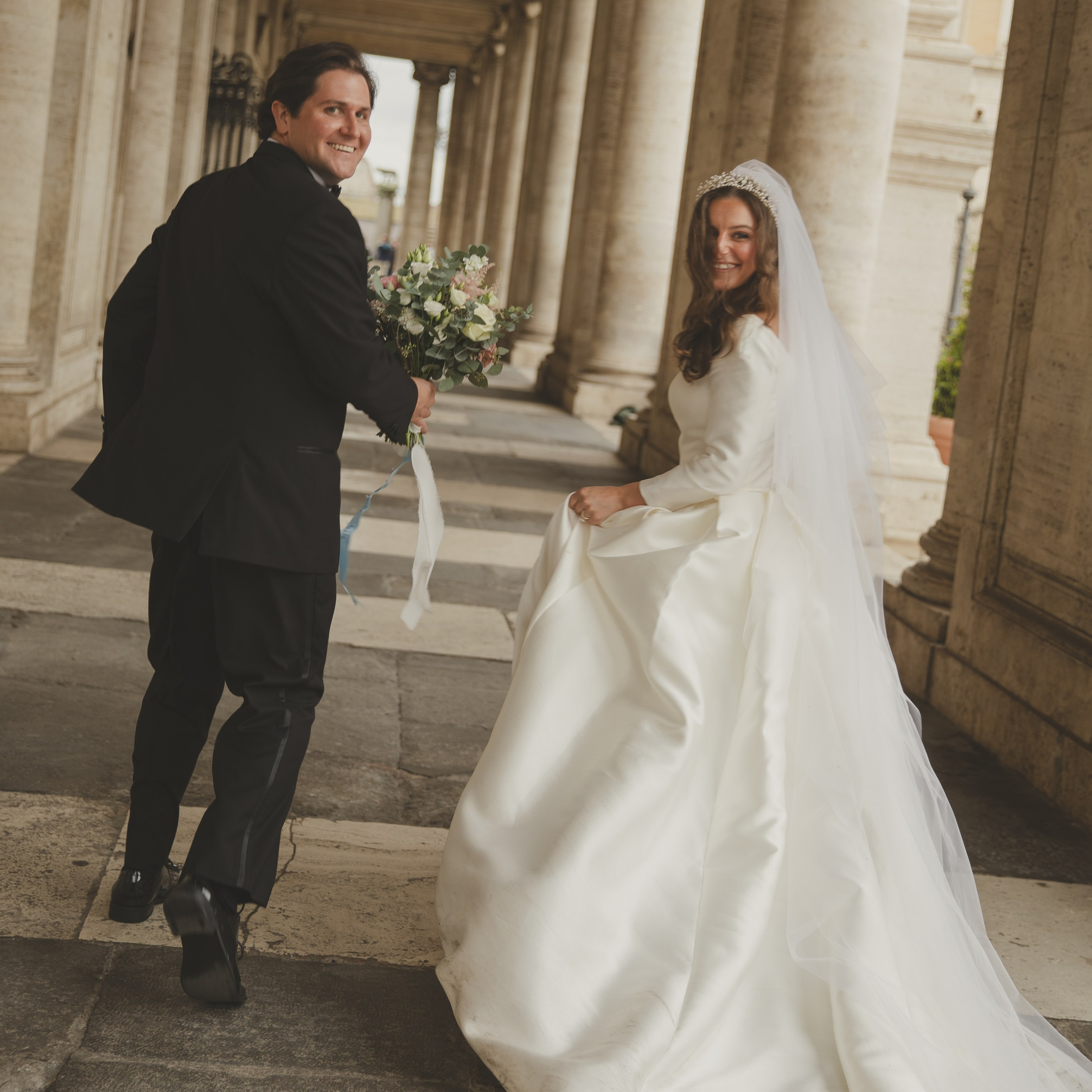 SERVICES. Elizaveta Razumova: Cinematic Photography for Love, Weddings, Portraits & Brands