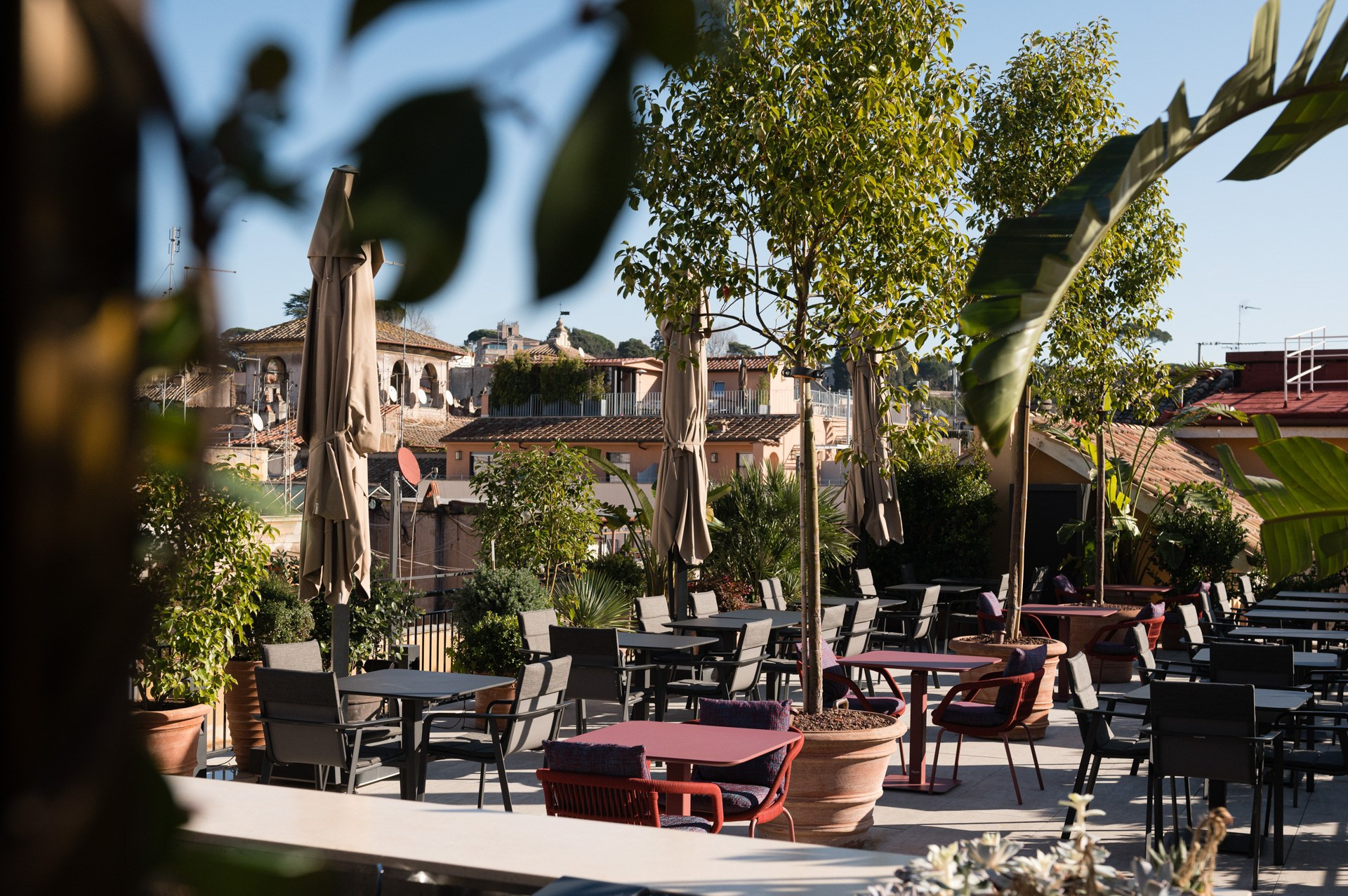 Rome’s Most Enchanting Rooftop Spots. Elizaveta Razumova: Cinematic Photography for Love, Weddings, Portraits & Brands