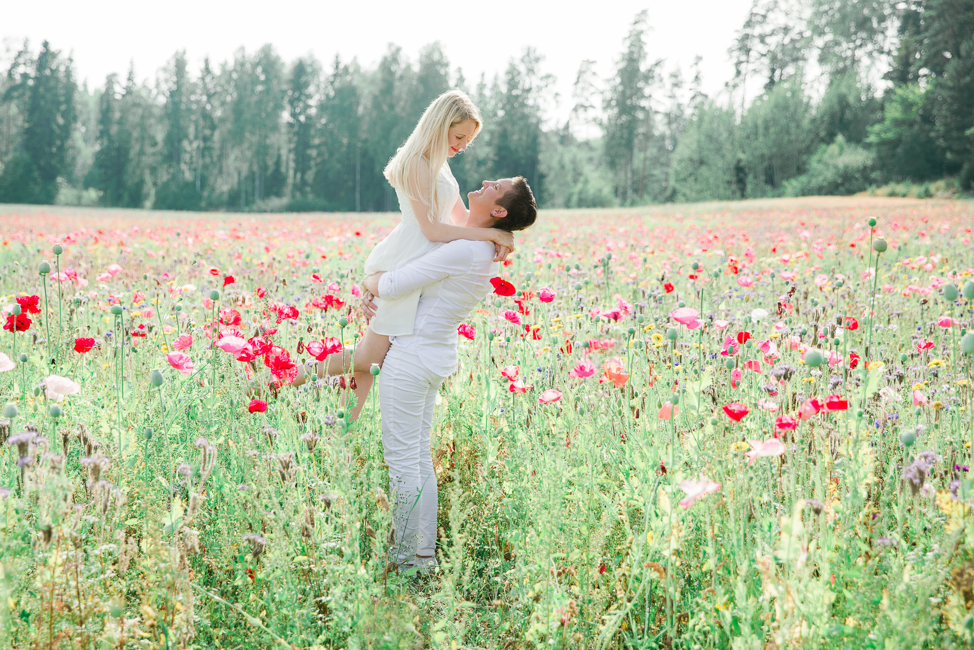 Kihlakuvaus, kihlajaiset, kihlaus, lgbt fiendly, samesexwedding, sateenkaarihäät, hääkuvaaja
