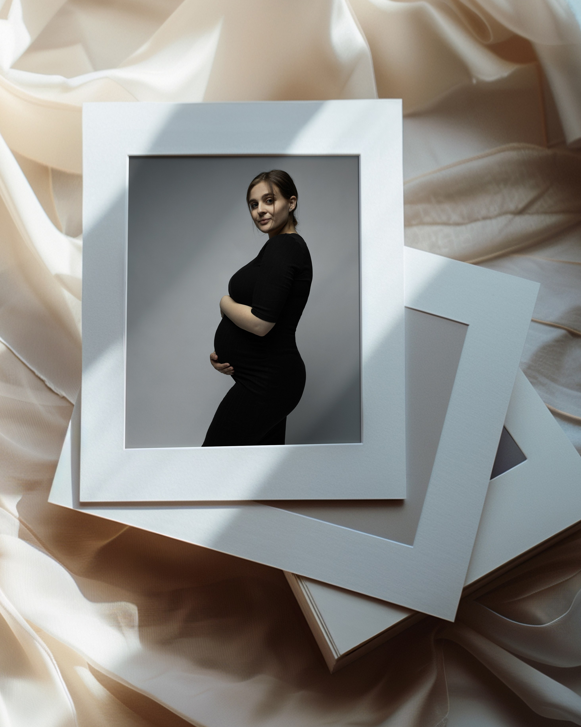 Premium Maternity, Newborn & Family Photography in London