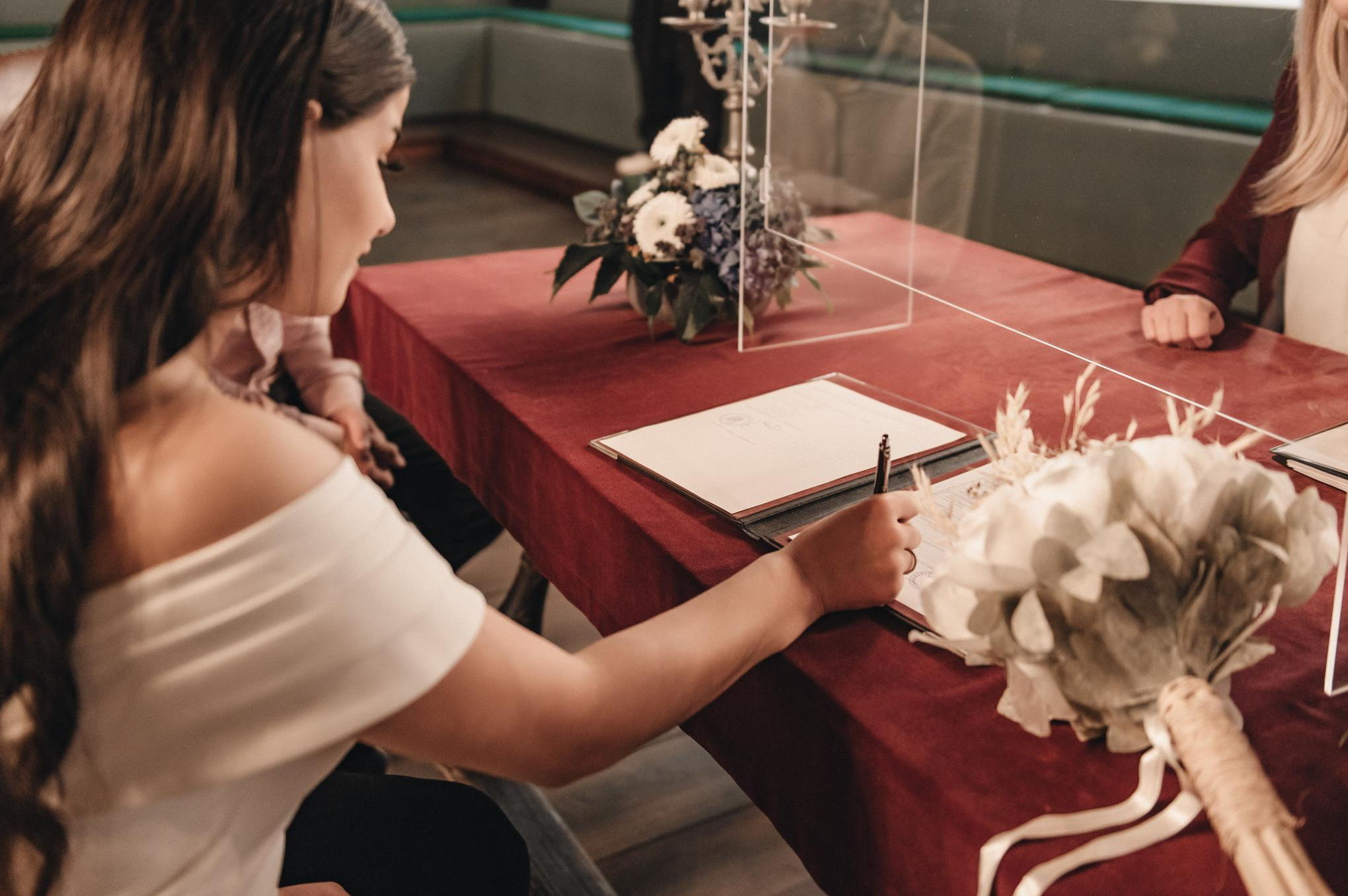 Lily Walter I Hochzeitsfotografin Raum Regensburg I München I Preise und Leistungen. Lily Walter | Hochzeitsfotografin Regensburg | München