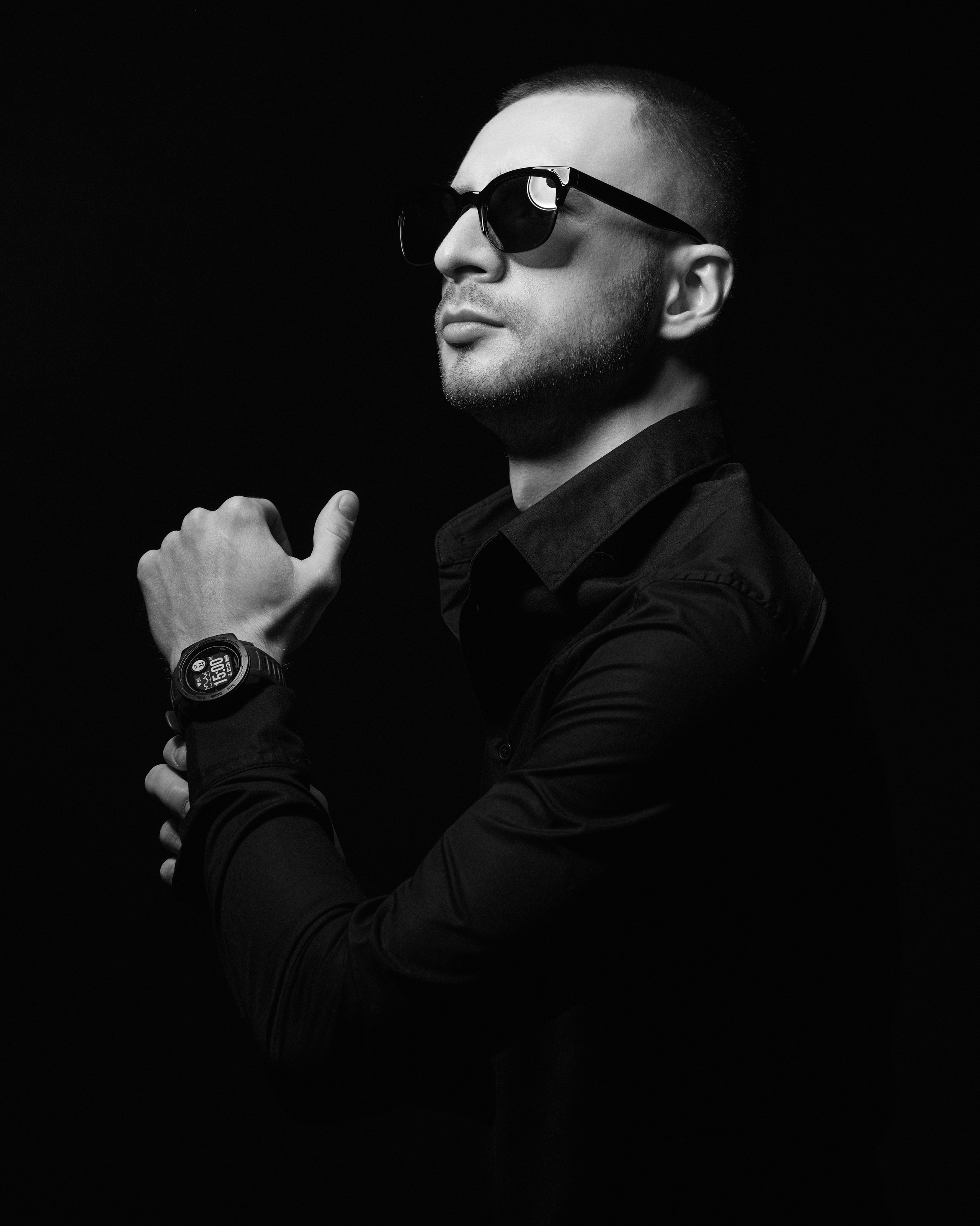 Portret fotografa mody Maxima Stoyanovskiego we Wrocławiu