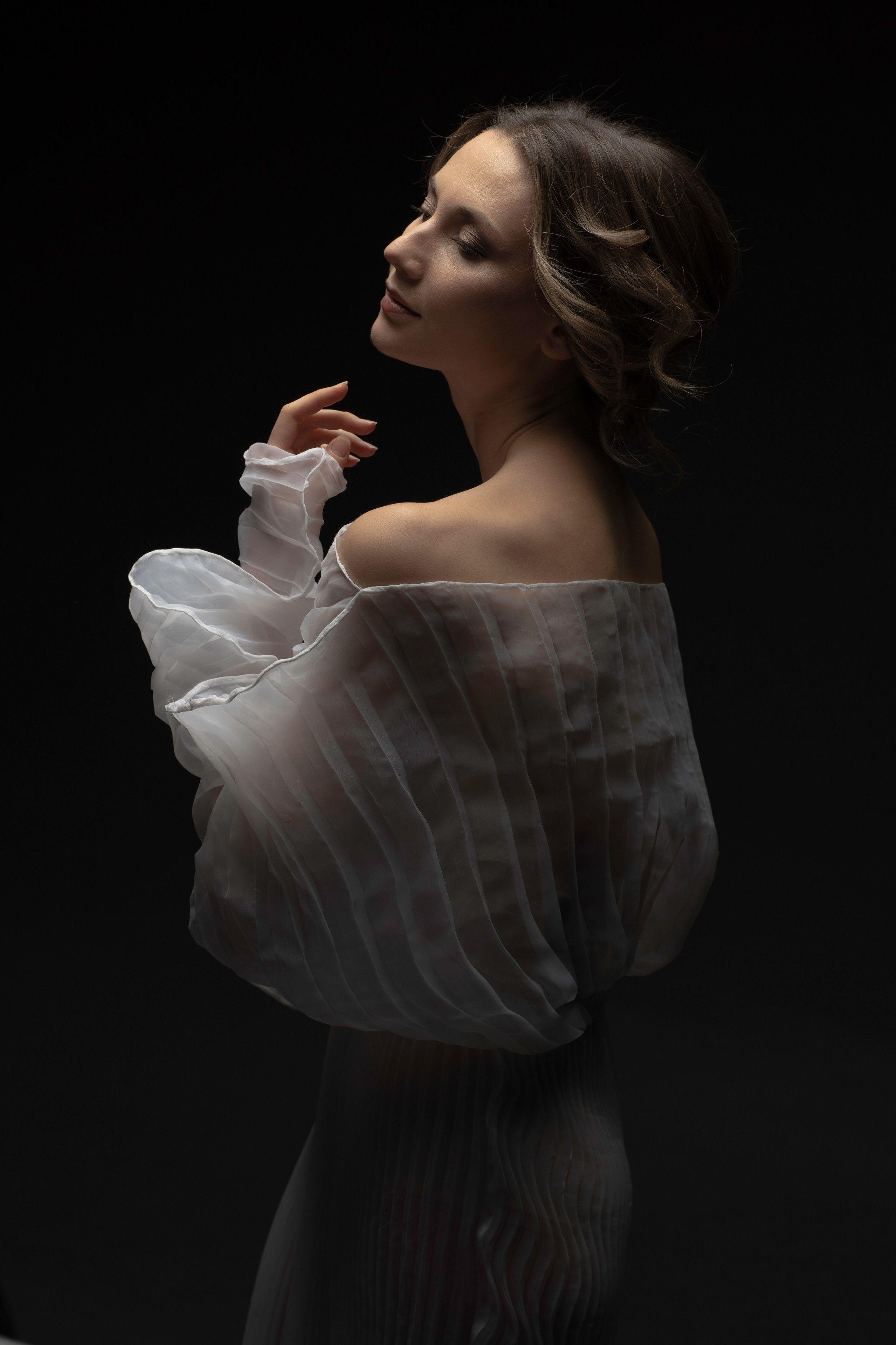 Сene & Paketi. Fotografinja in videografinja Mariia Bortiakova iz Slovenije: fotografiranje dogodkov, portretov in snemanje videov po vsej Sloveniji