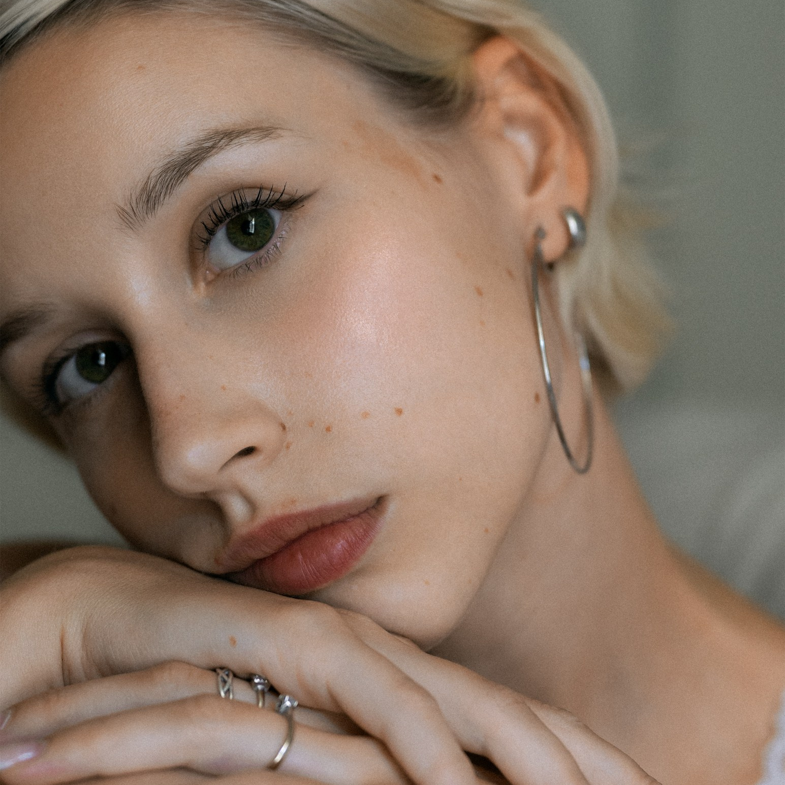 Contact. Alyona Nikolaeva — fotografo a Lecce