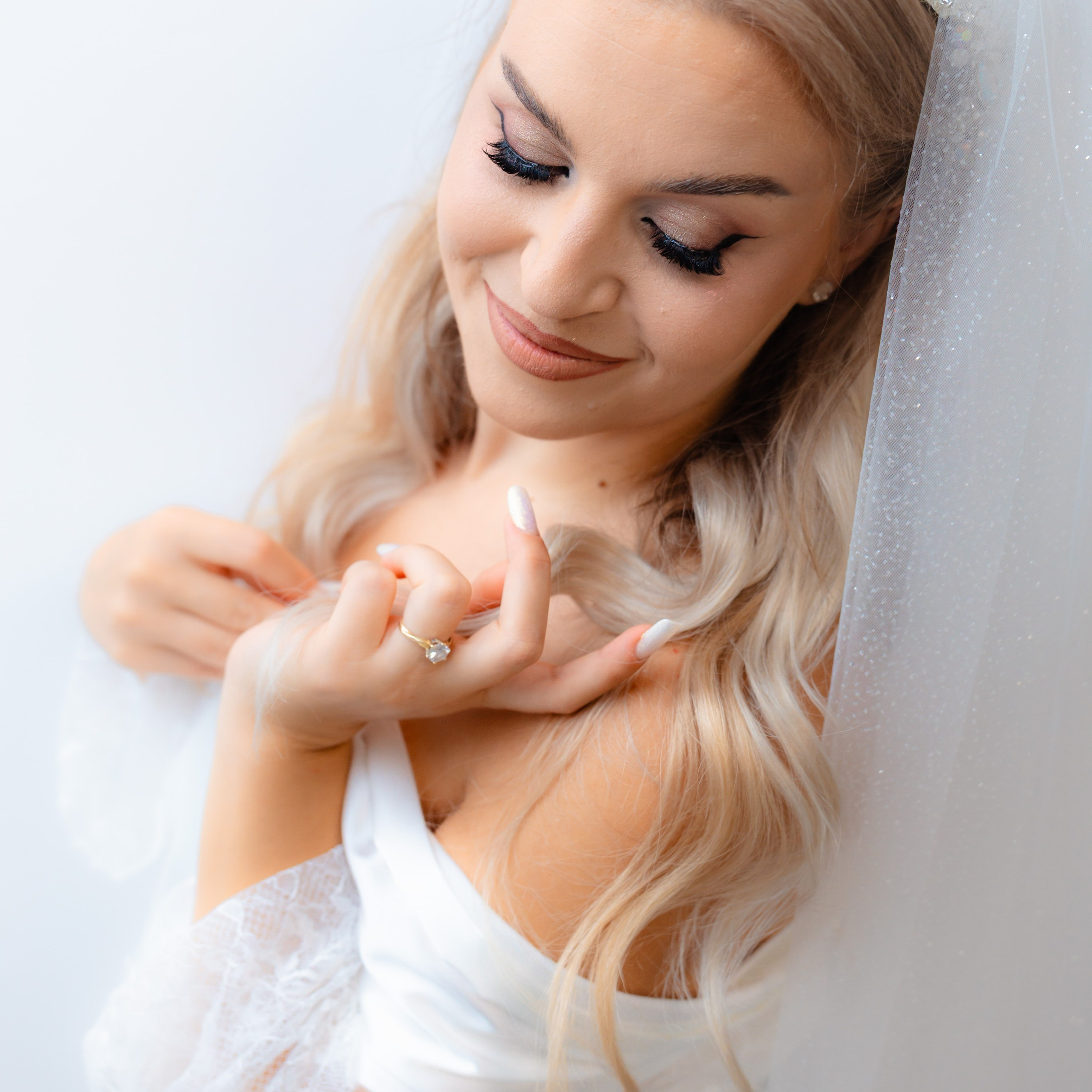 Fotograf de nunta — Ionut Belea dar si evenimente corporate din Romania