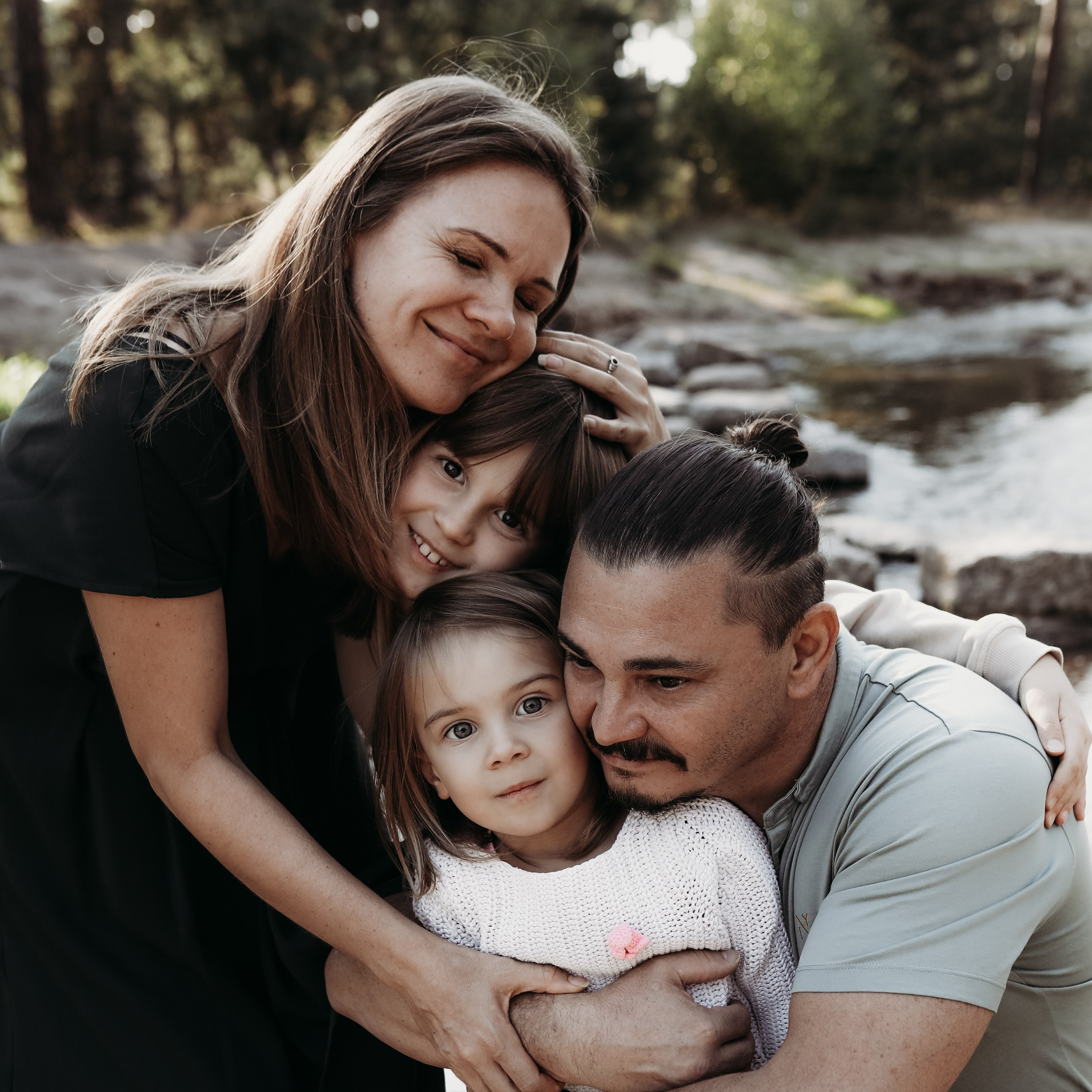 Newborn Fotoshooting ohne Stress?f. Hochzeitsfotograf und Familienfotograf in Neustadt an der Weinstraße, Haßloch, Ludwigshafen, Speyer und Landau - Ekaterina Seoud