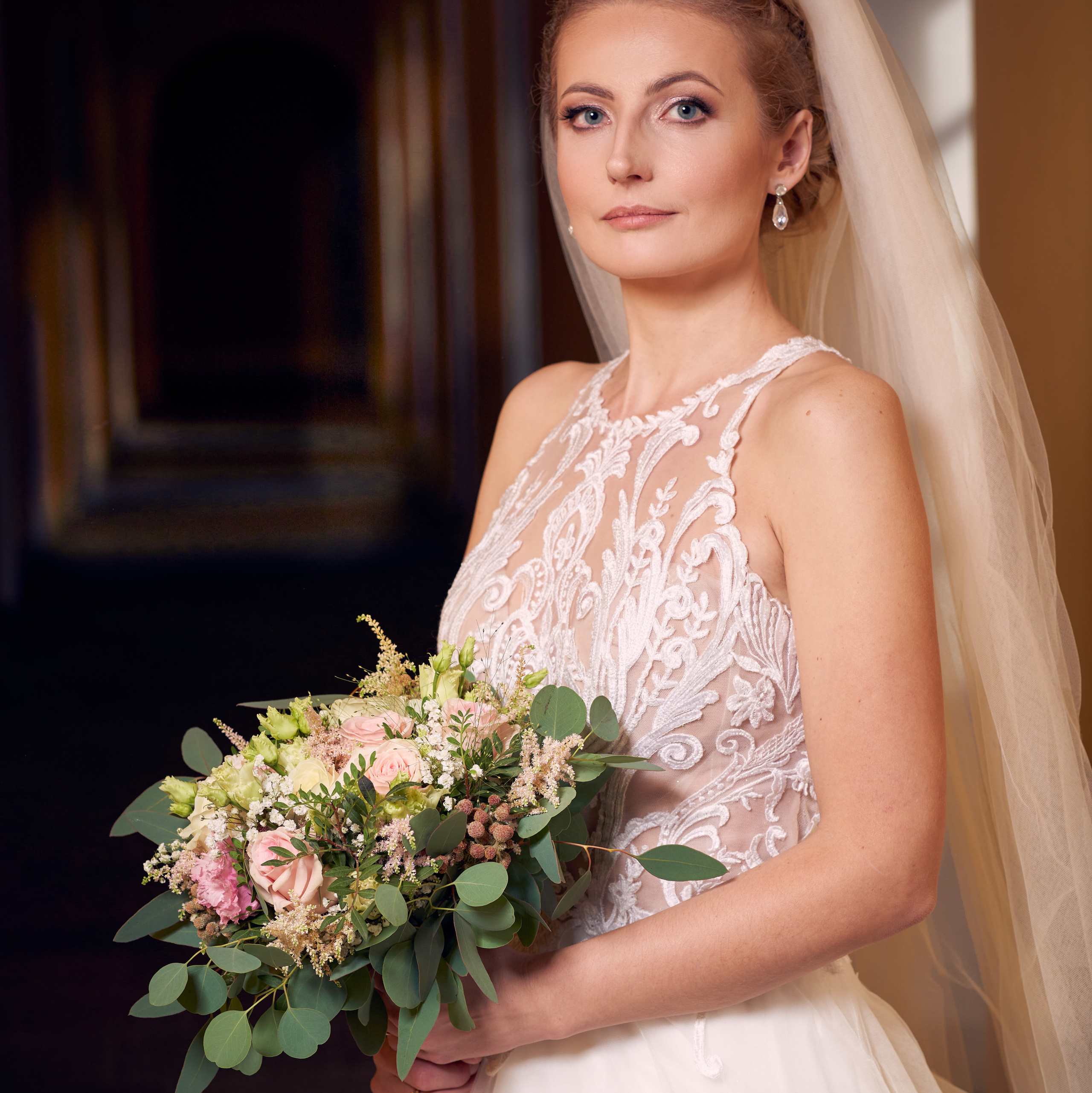 Svadobny fotograf a kameraman SVADOBNÉ VIDEO. Fotograf kameraman na svadbu Bratislava Banská Bystrica Сelé Slovensko svadobný kameraman