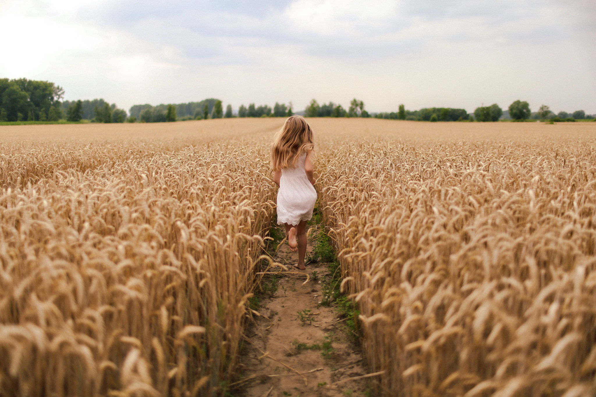 Kontakt. Photo & Make-up Galina Neuberger. Fotografin & Vigasistin aus Bohmte