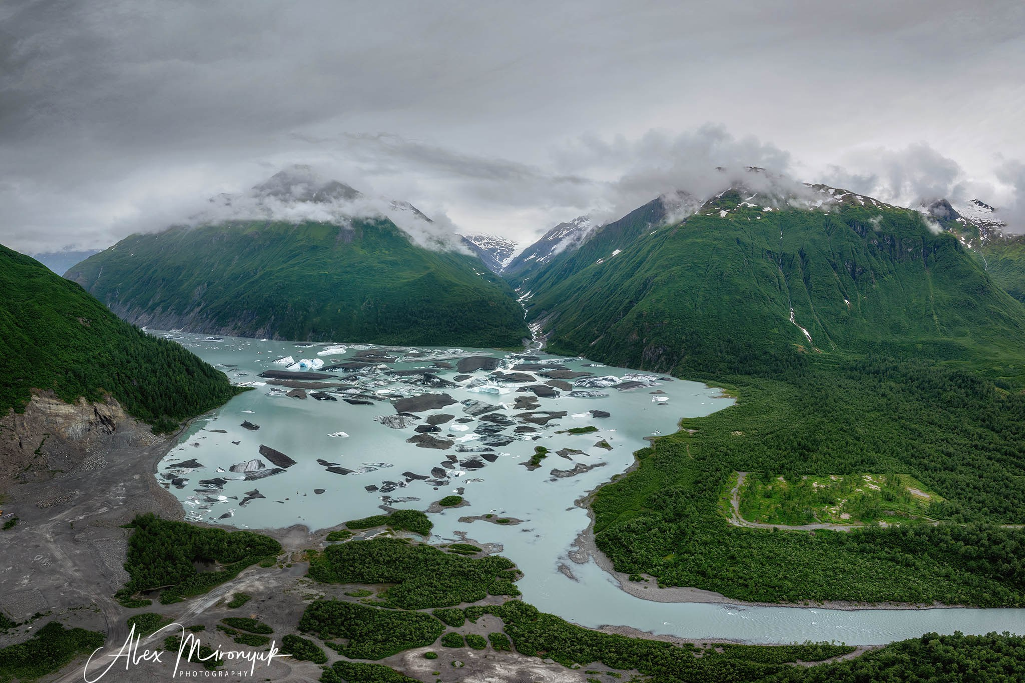 Magnificent Ice. Alaska on RV. Pet, Senior, Landscape, portrait studio, photographer in Miami and Sou