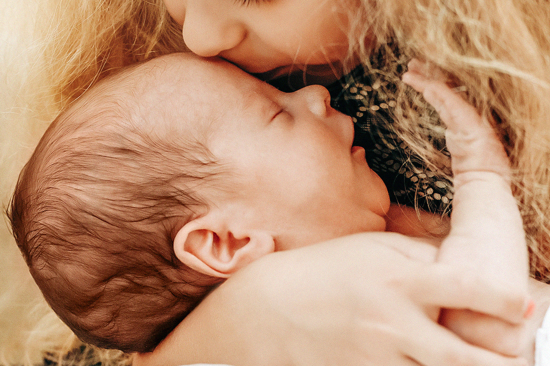 Фотосессия новорожденного малыша в Праге