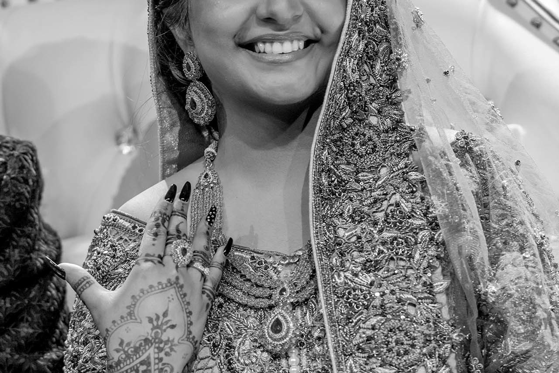 Pakistani Wedding photographer Scandic Holmenkollen Park Oslo Norway Nikon D850  Bride smiling