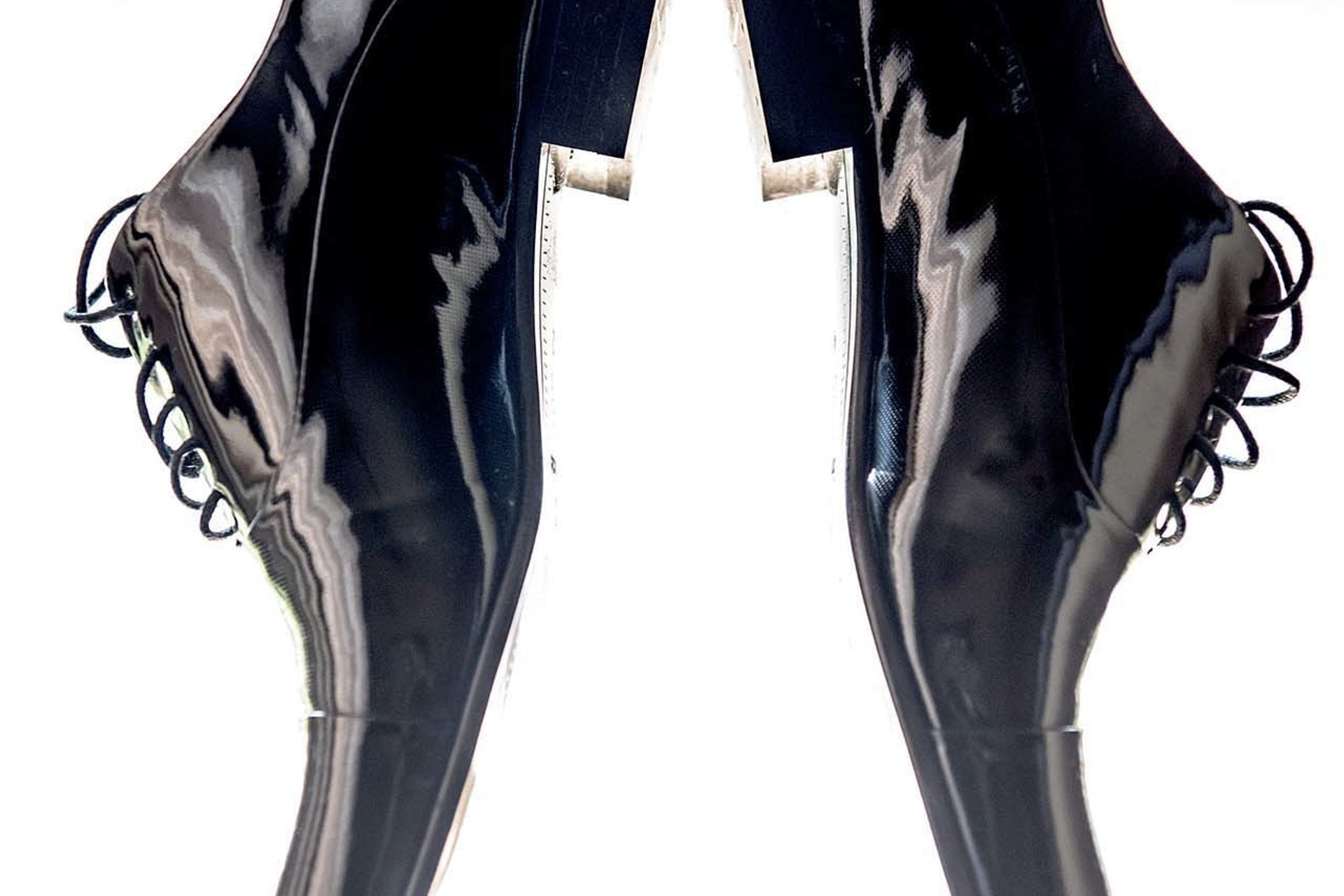 Wedding photographer Froyle Park Country Estate, Hampshire Surrey UK groom shoes Nikon D850