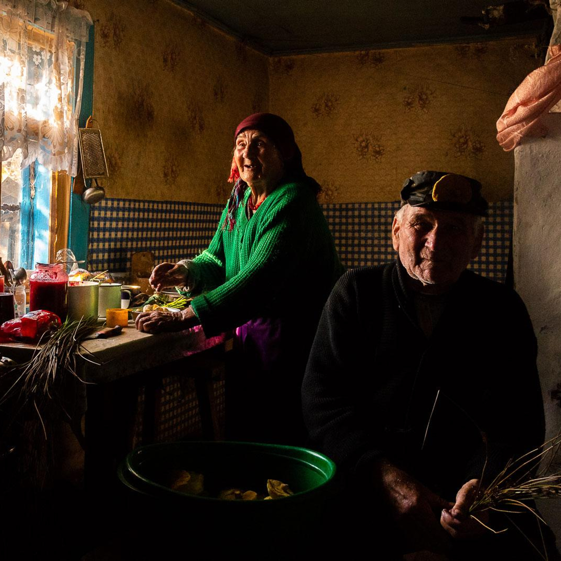 Семья Леоновец. Деревня Деревная, Беларусь