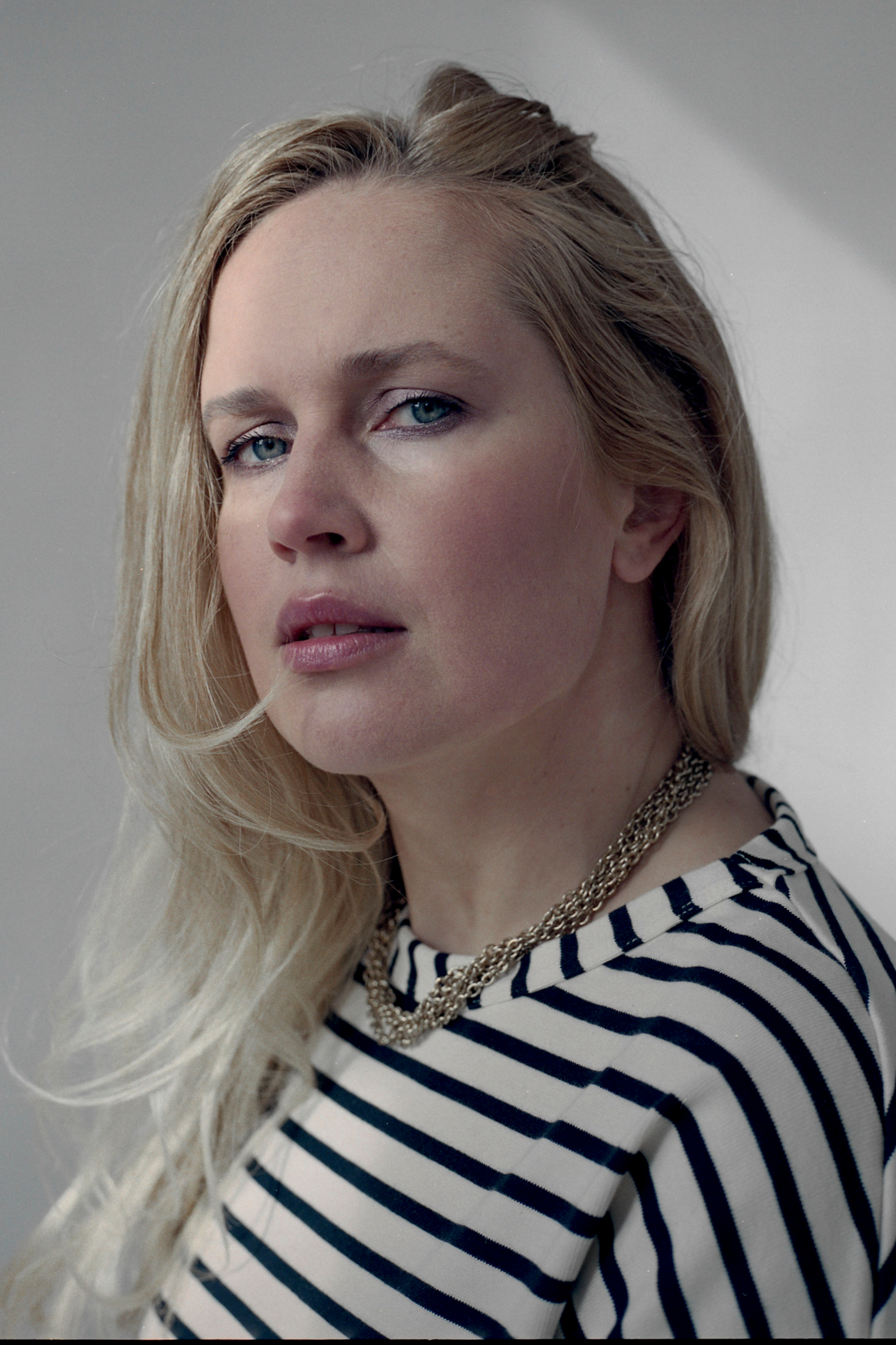 Portrait of Women in Den Haag Studio