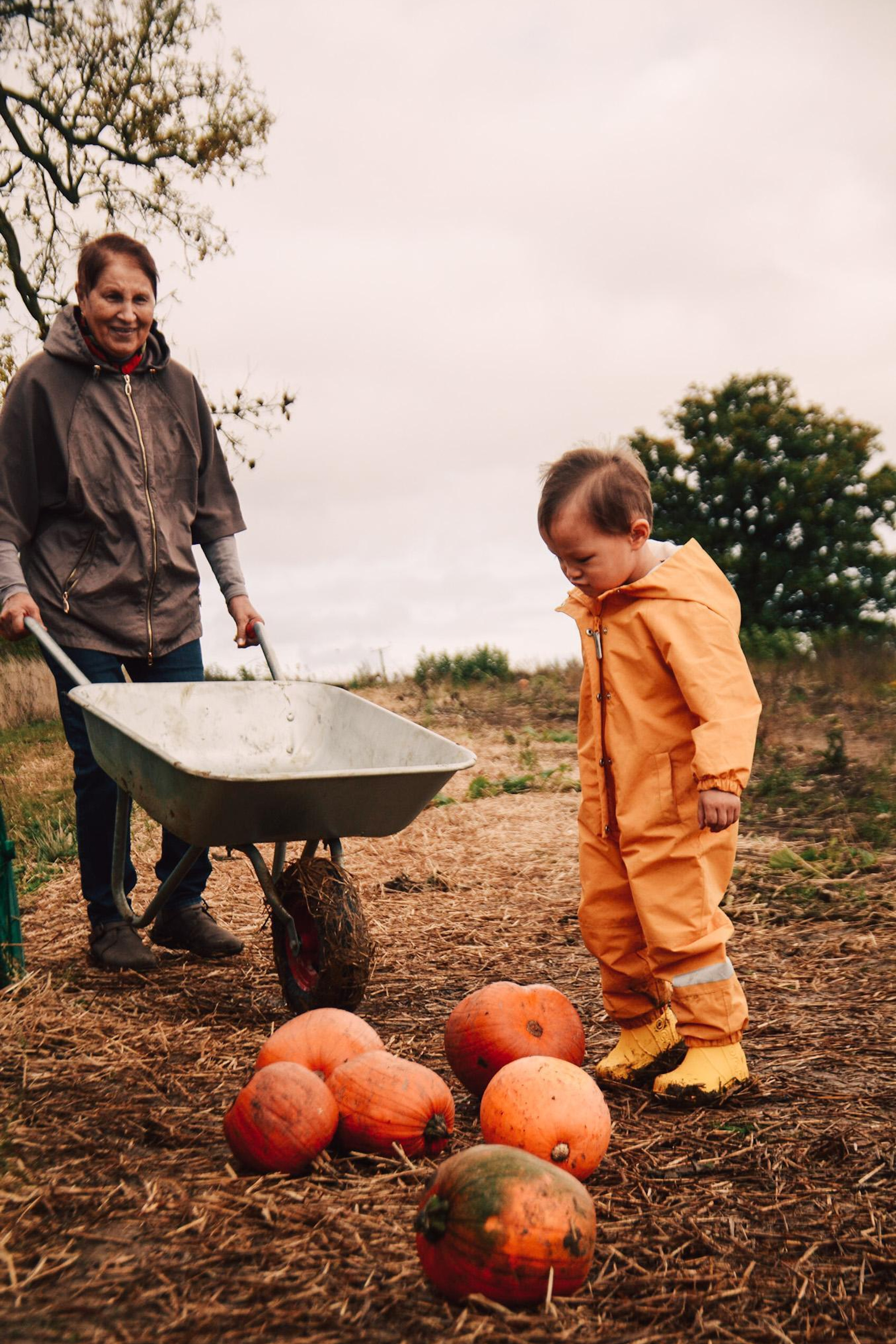 Newborn photo shoot in Solihull. Creative Family, Brand, Boudoir and Wedding Photographer in Solihull & Birmingham Irina Zoteeva