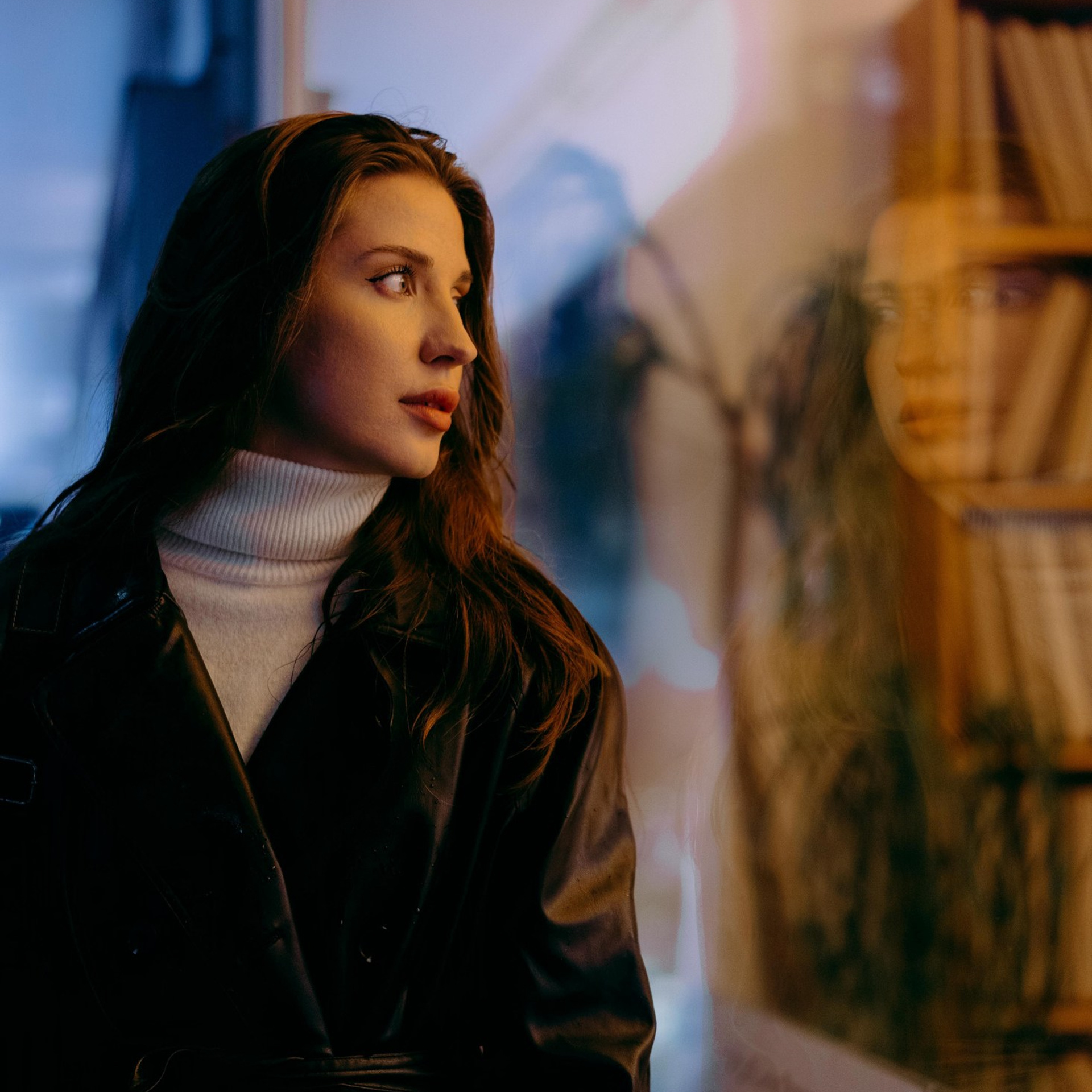 Атмосферная портретная фотосессия у окна, Дрезден