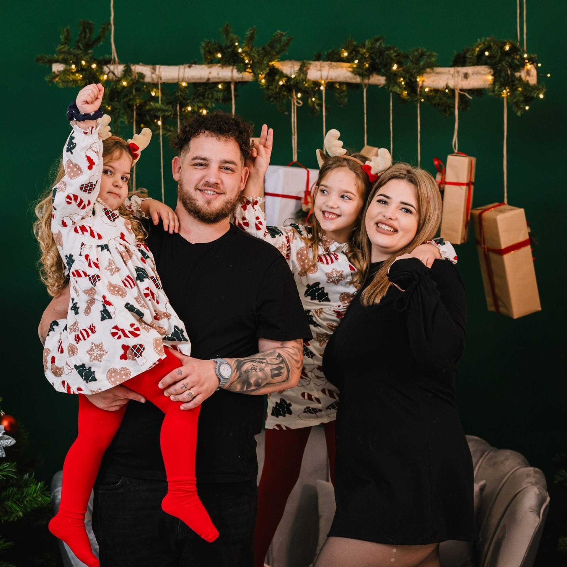 Review-uri. Andrei Voicu Fotograf. Povești nescrise, surprinse atent