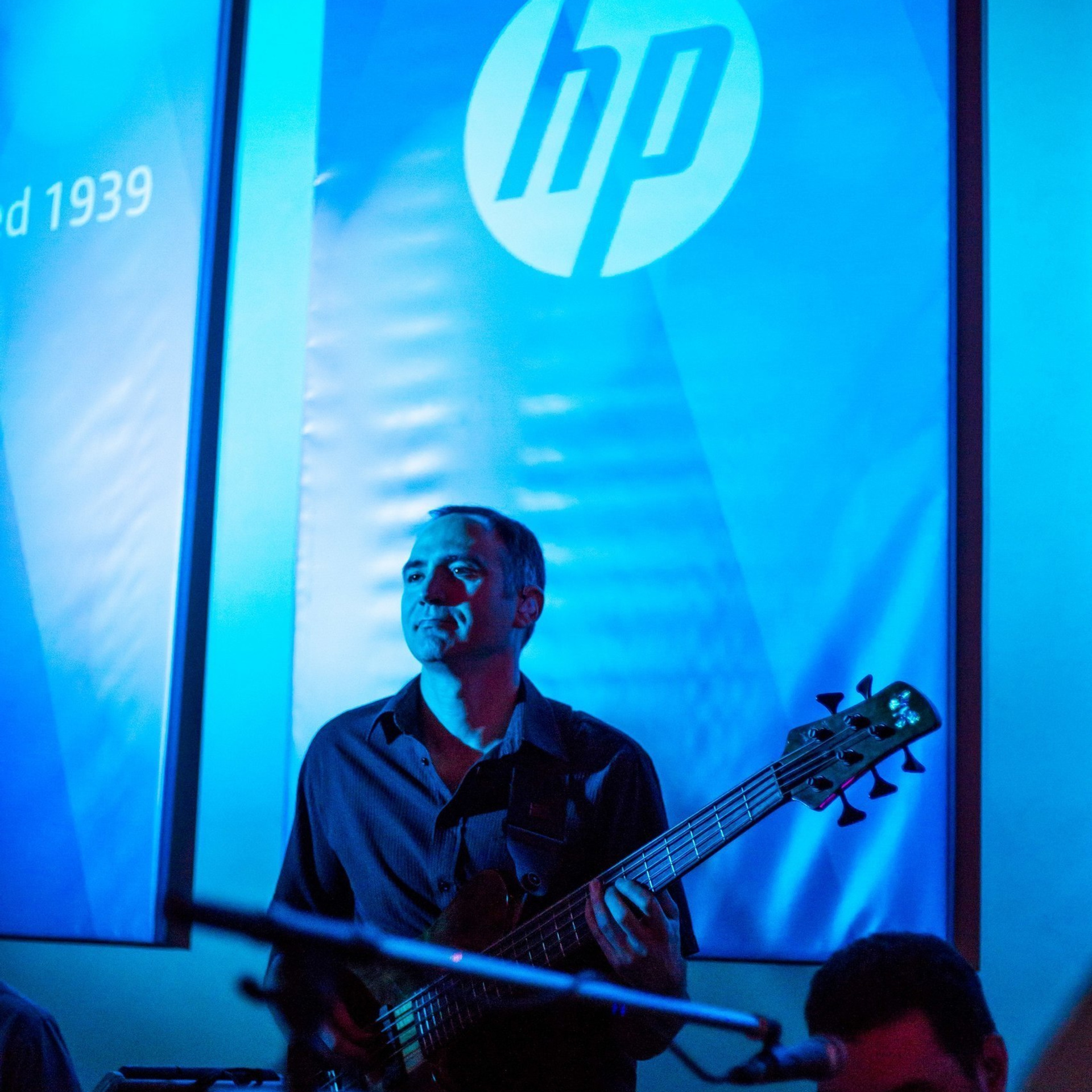 Helwett-Packard ( USA )