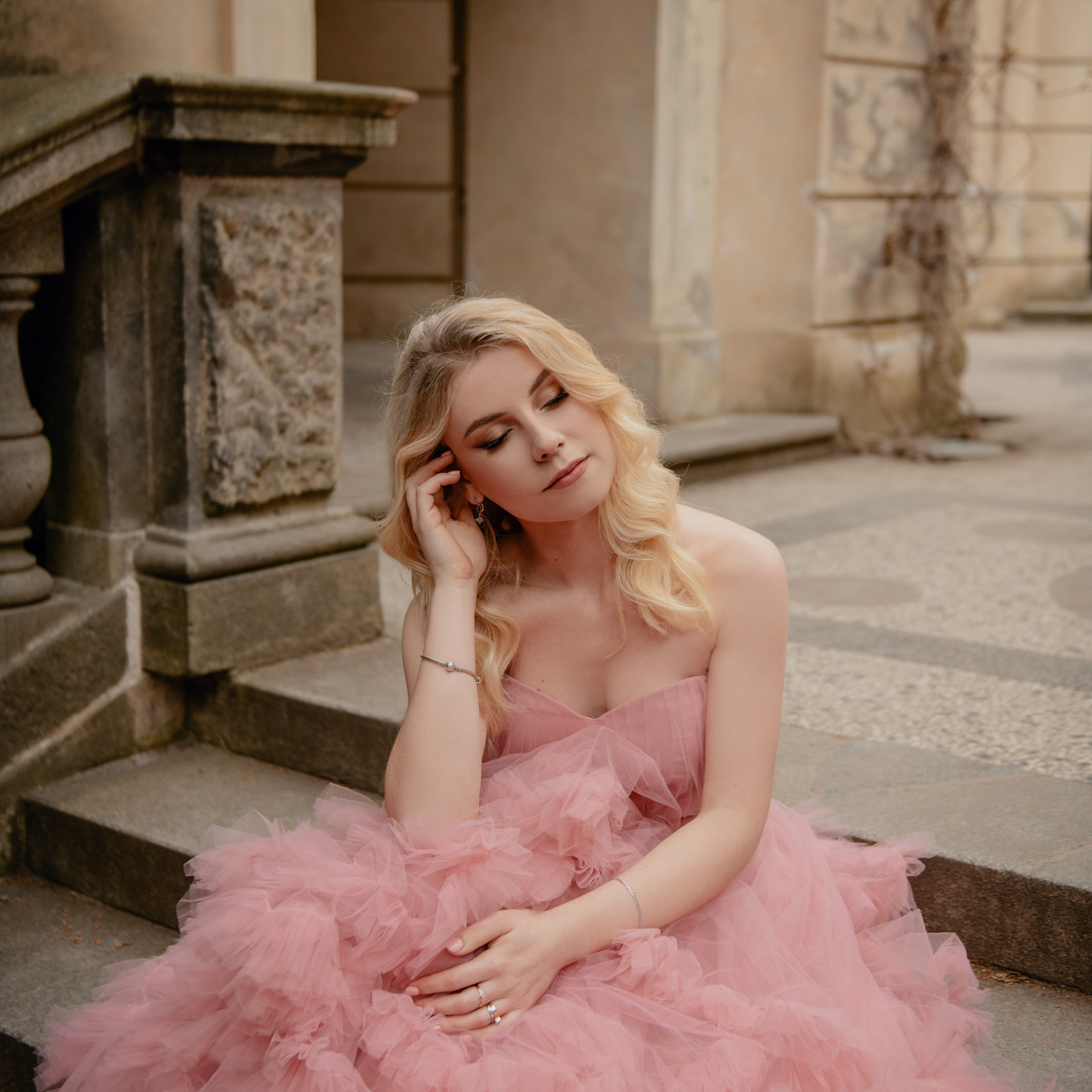 Отзывы о фотографе в Праге и Чехии Анастасии Харитоновой. Профессиональный фотограф в Праге Анастасия Харитонова