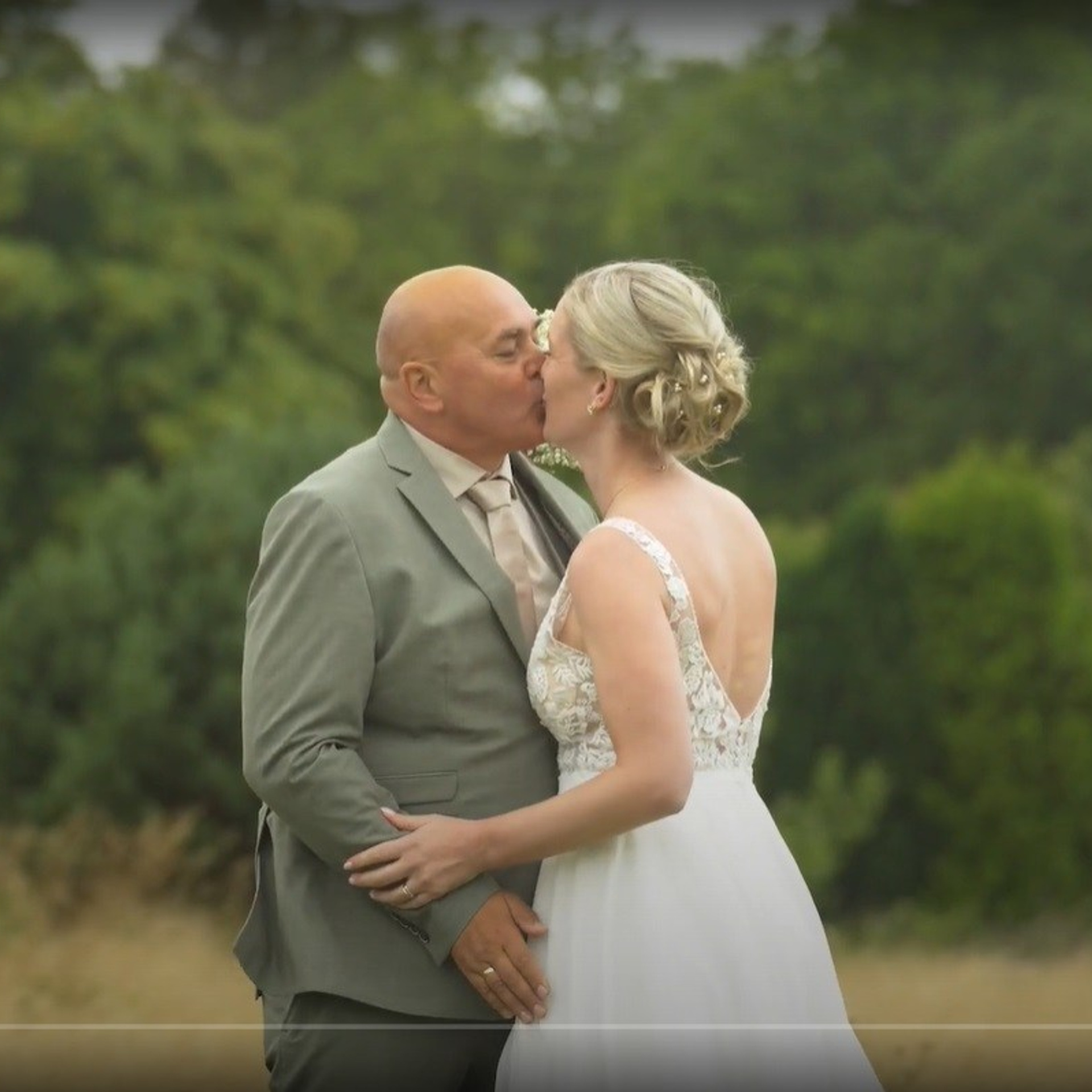 Bryllupsfotograf og videograf med fagskoleutdannelse