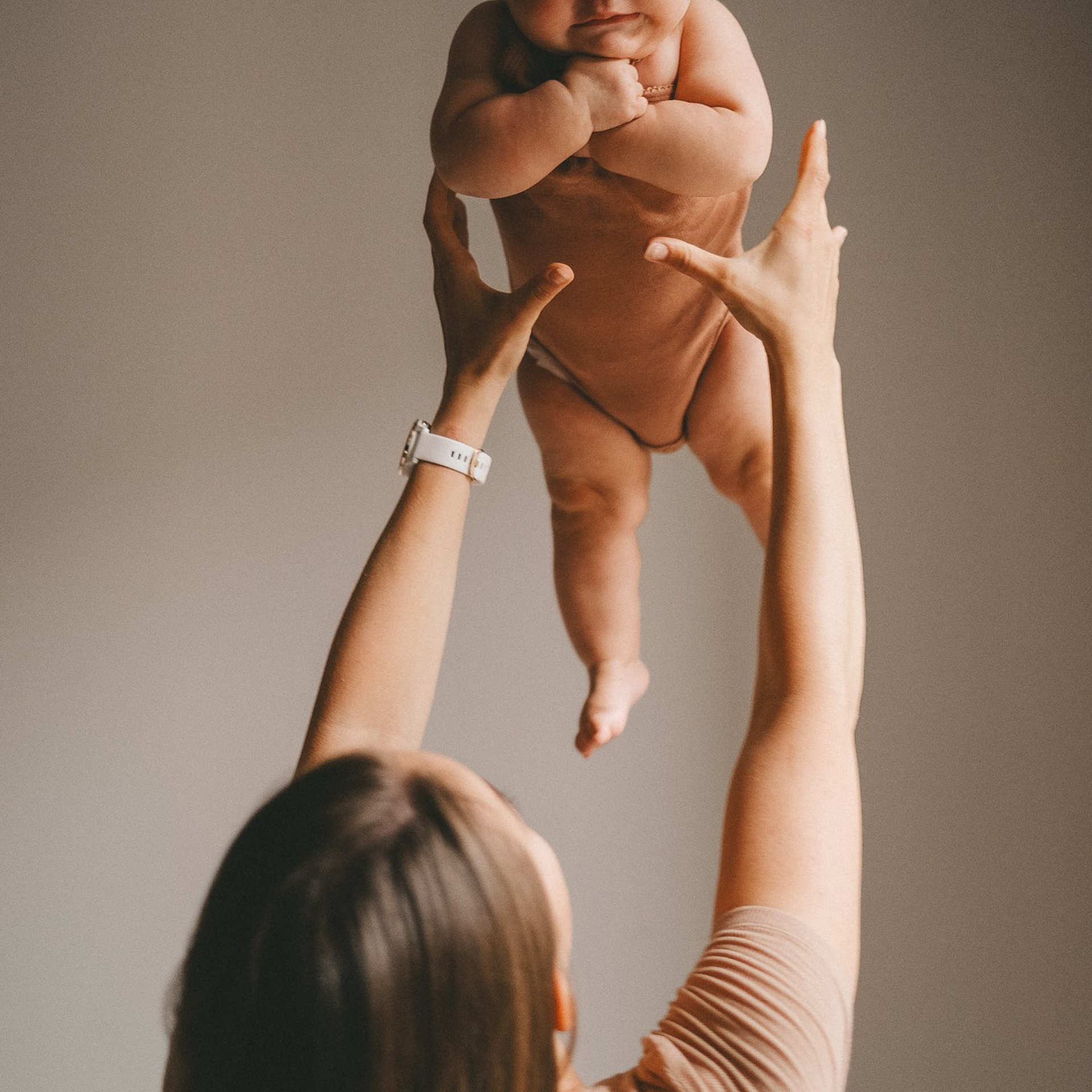 Familie. Eure authentischen Familien- & Newbornmomente –erzählt in Fotos & Videos