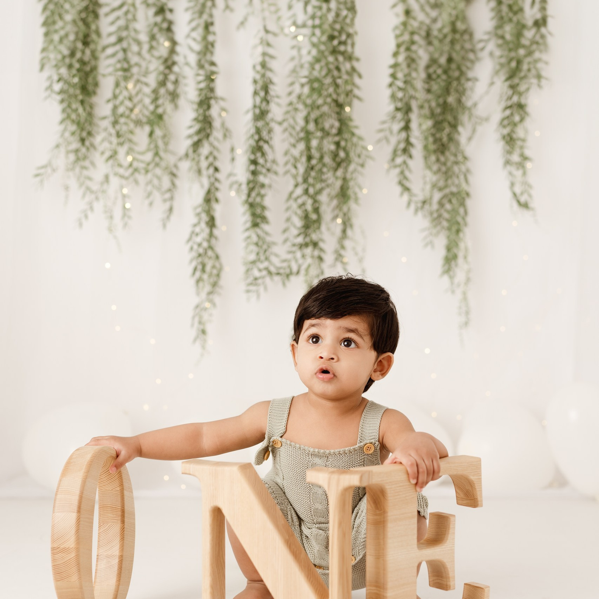 Sesja roczkowa i dziecięca w Łodzi. Fotograf Łódź - sesja ciążowa, noworodkowa, dziecięca. Studio w Łodzi