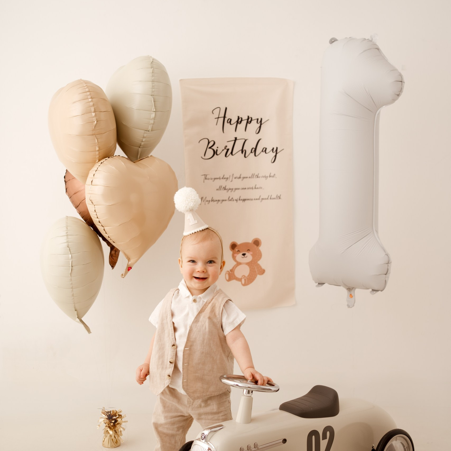 Sesja roczkowa i dziecięca w Łodzi. Fotograf Łódź - sesja ciążowa, noworodkowa, dziecięca. Studio w Łodzi