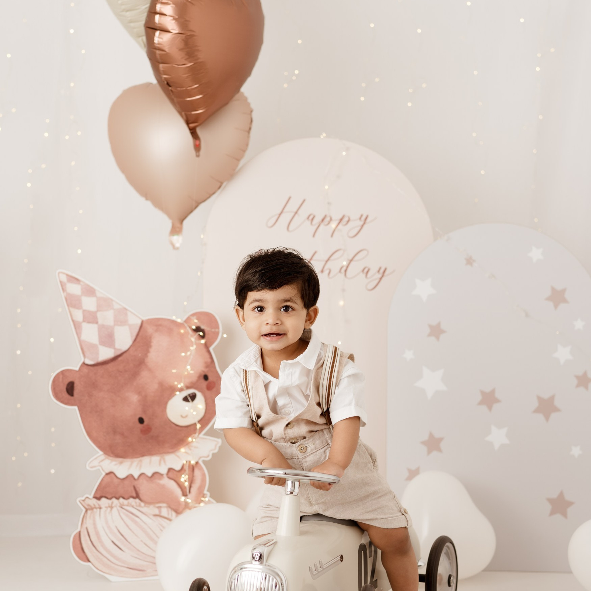 Sesja roczkowa i dziecięca w Łodzi. Fotograf Łódź - sesja ciążowa, noworodkowa, dziecięca. Studio w Łodzi