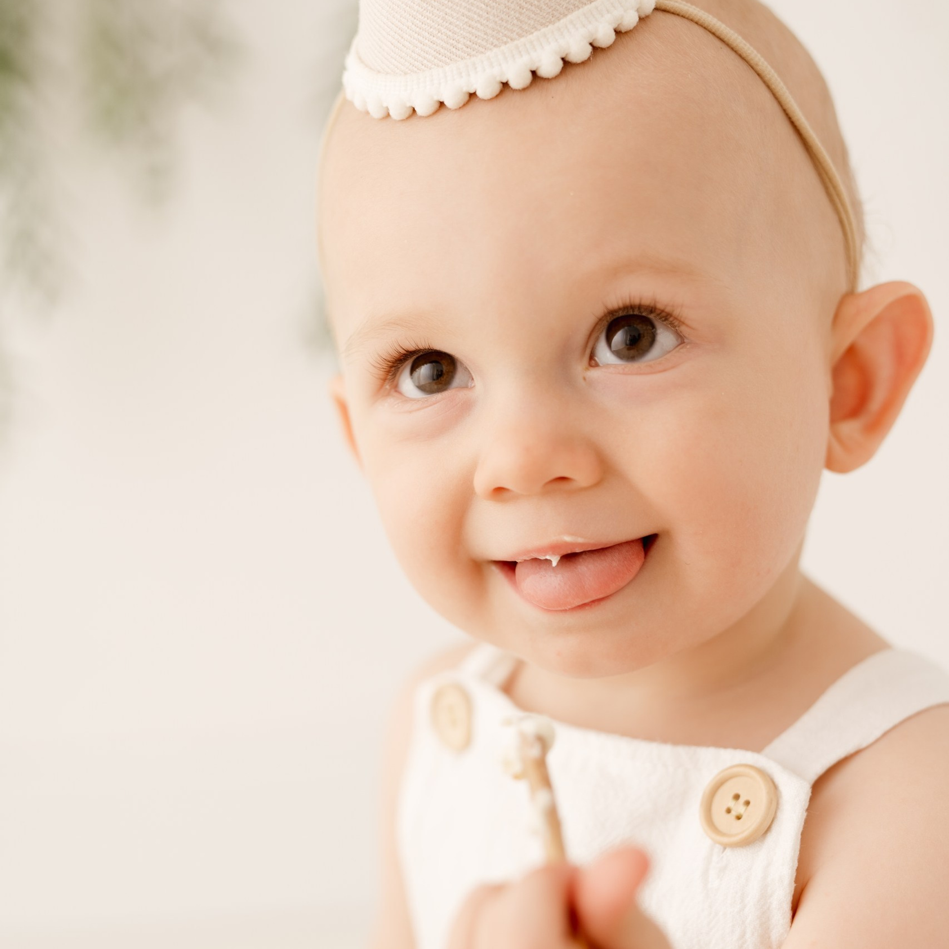 Sesja roczkowa i dziecięca w Łodzi. Fotograf Łódź - sesja ciążowa, noworodkowa, dziecięca. Studio w Łodzi