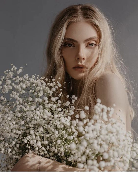 Ideas for photos with flowers. Wedding and portrait photographer in Beograd Ekaterina Makedonskaya