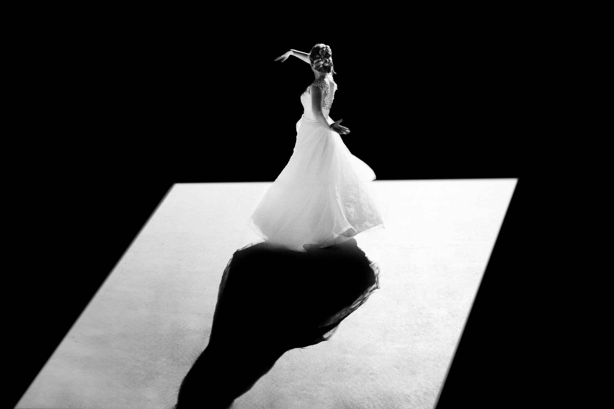 Ofertă Nuntă. Raw Studio. Fotograful tau de nunta!